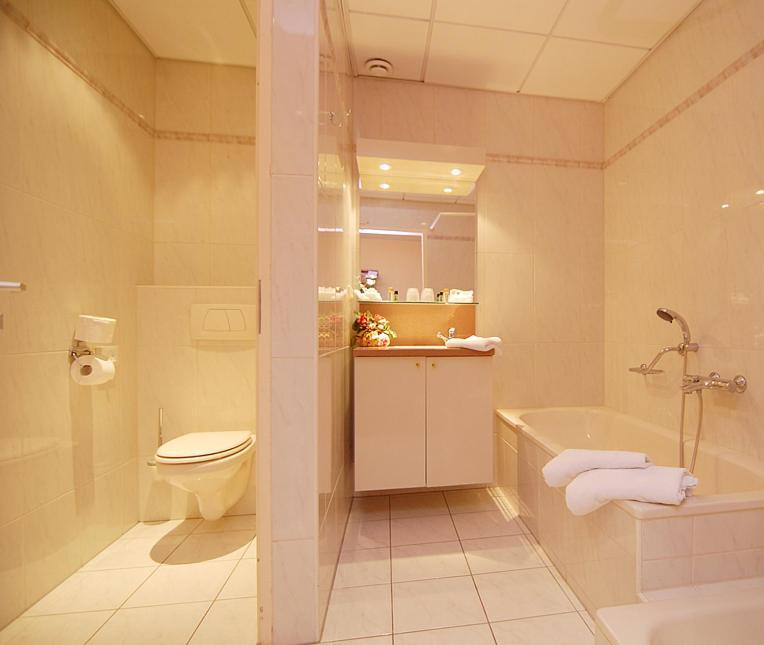 Deluxe Twin Room with Balcony,1742902884:JPEG