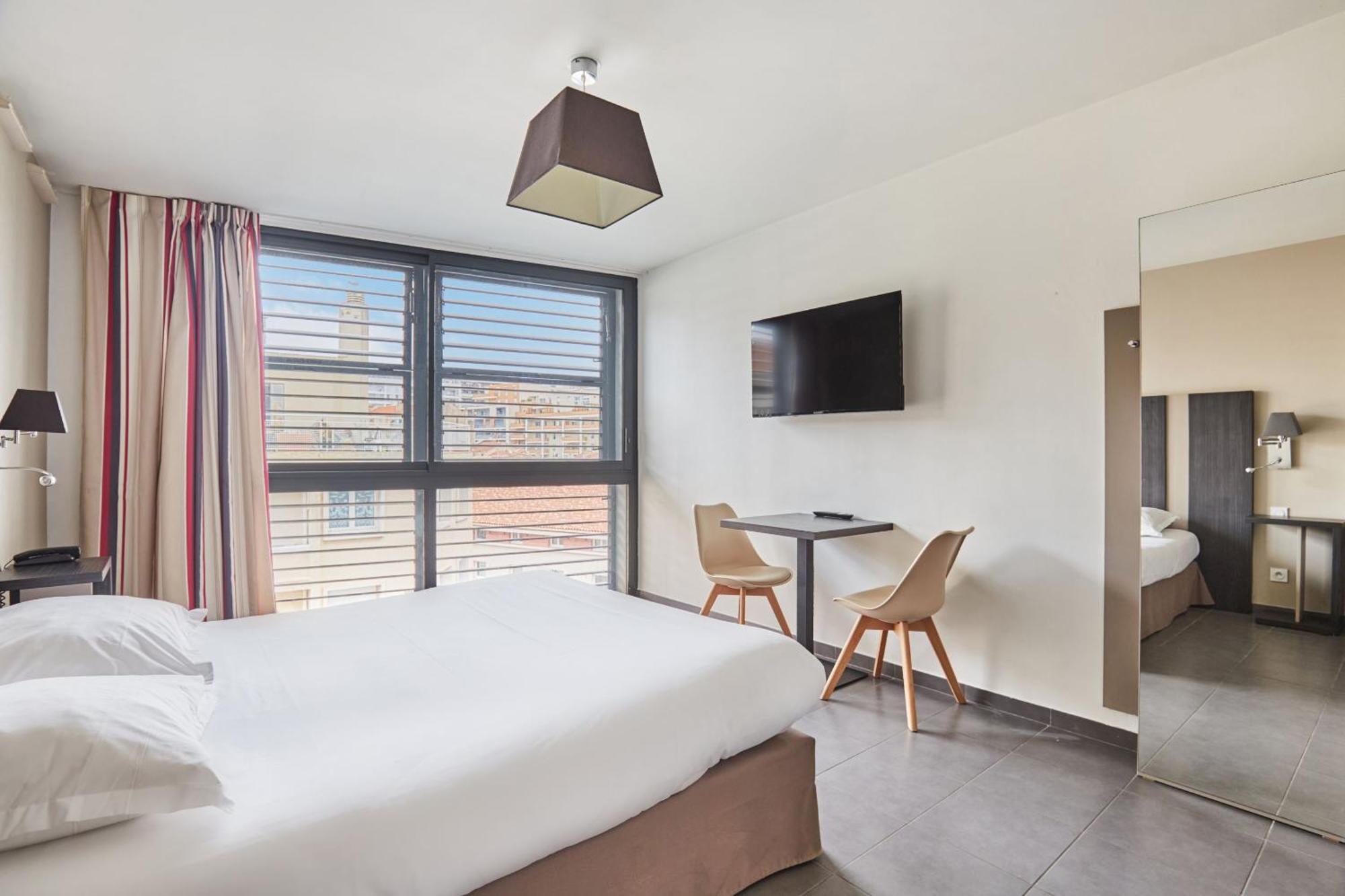 Studio Supérieur (2 Adultes)
