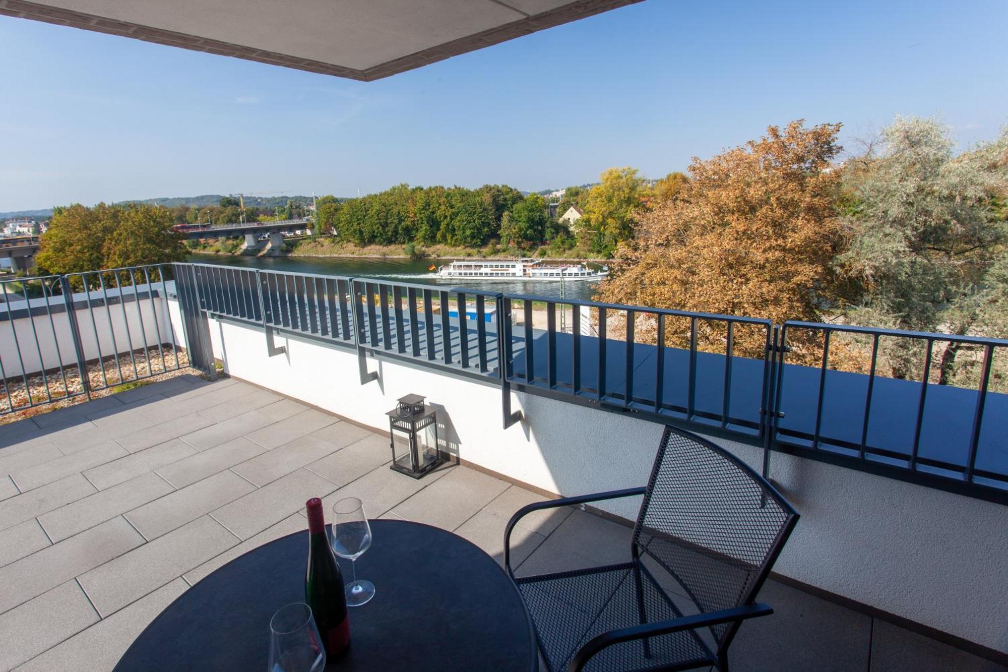 Premium 3 Raum Apartment mit Sauna und Klimaanlage