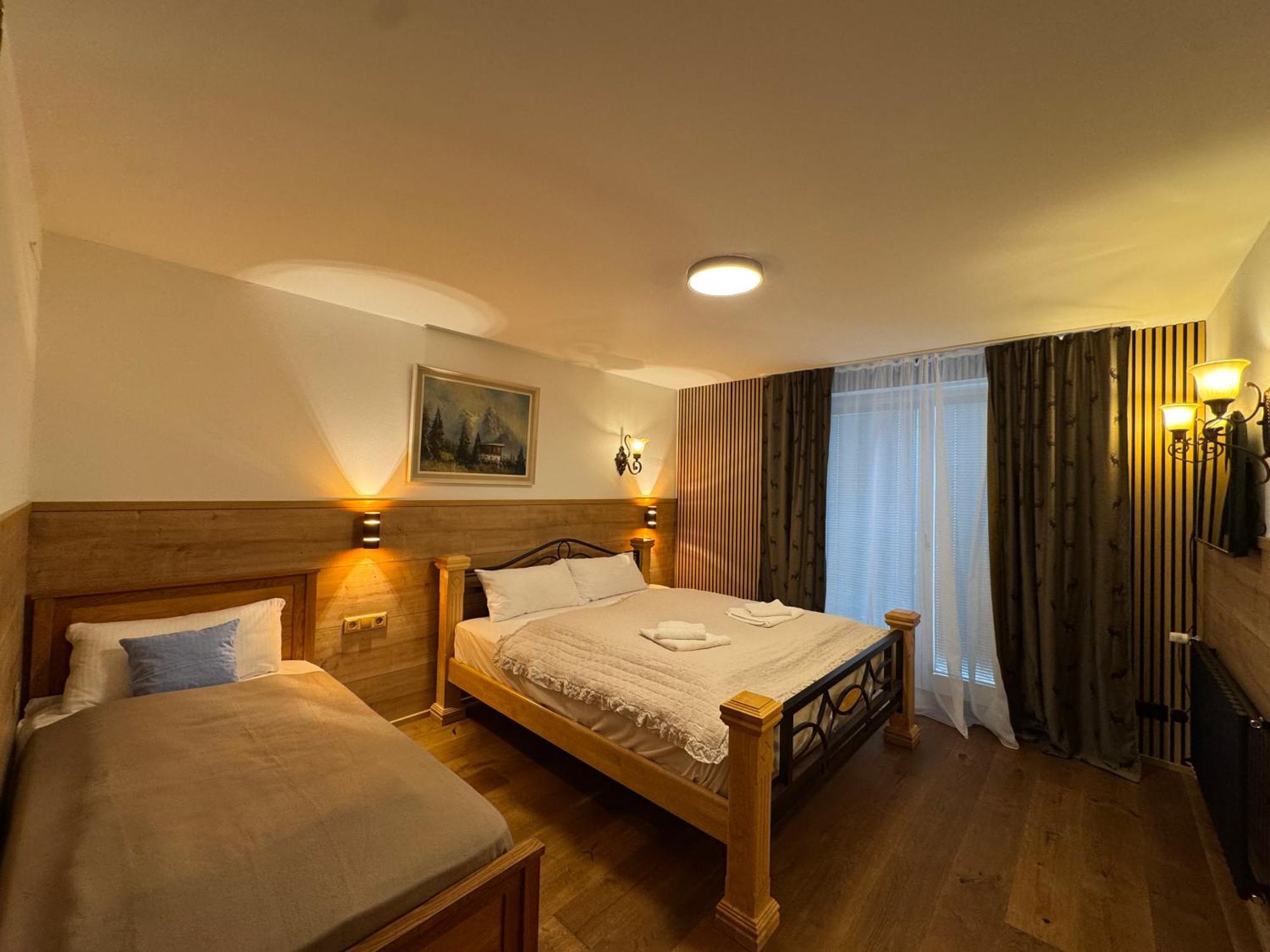 Dreibettzimmer mit Terrasse