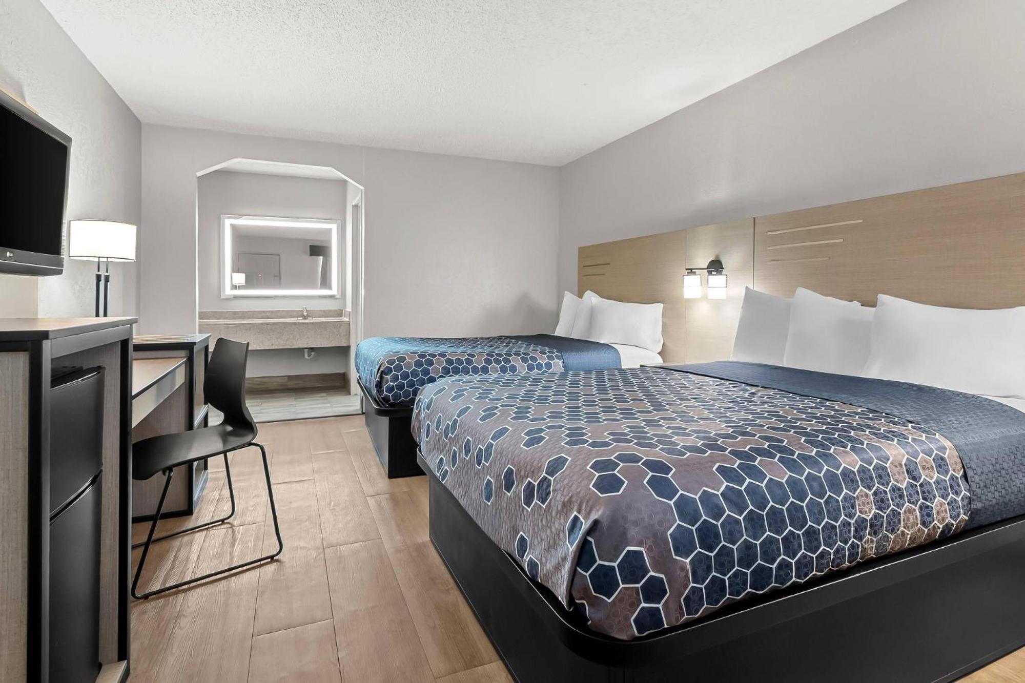 Queen Room with Two Queen Beds