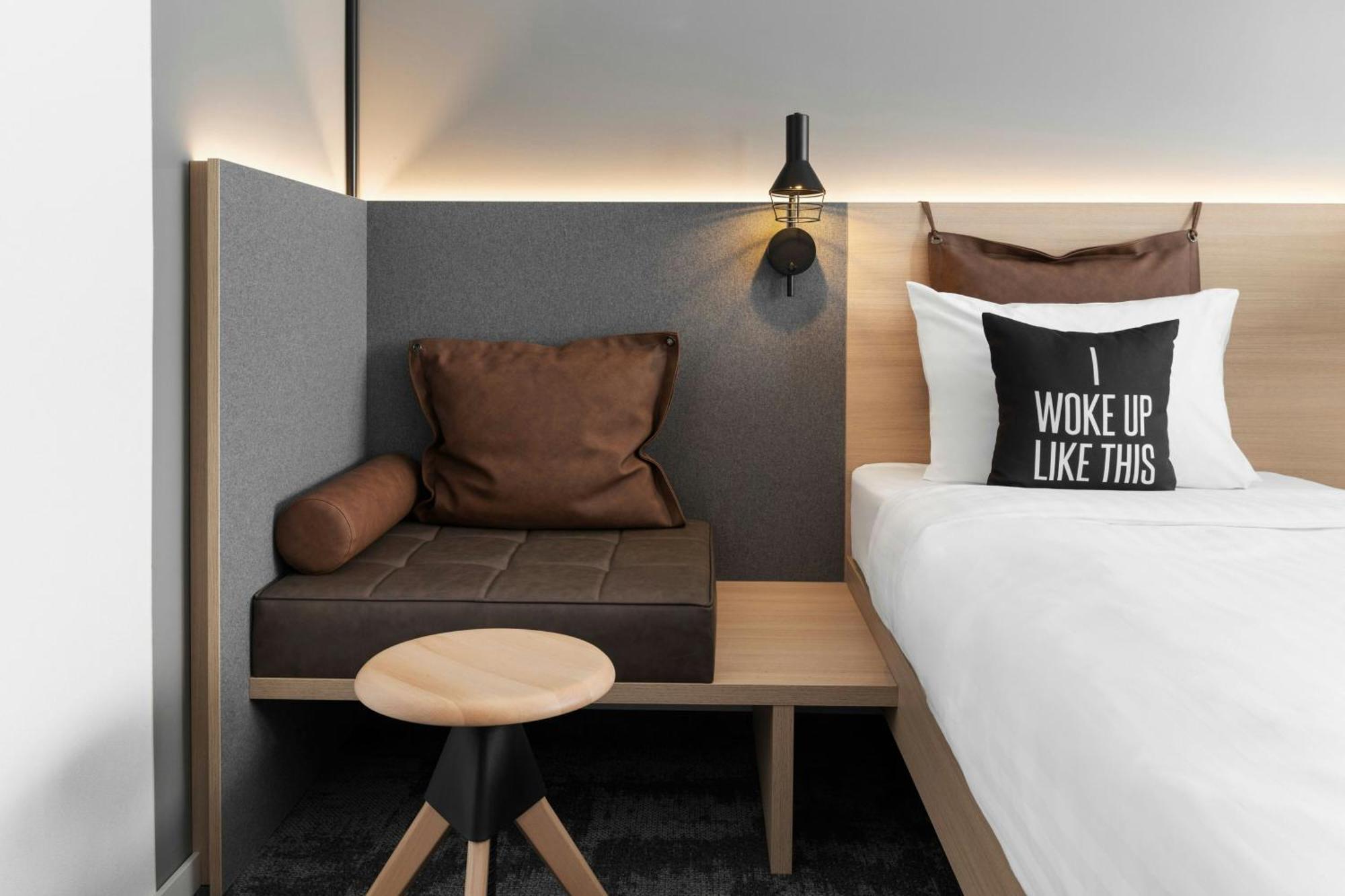 Quarto Twin Moxy Sleeper