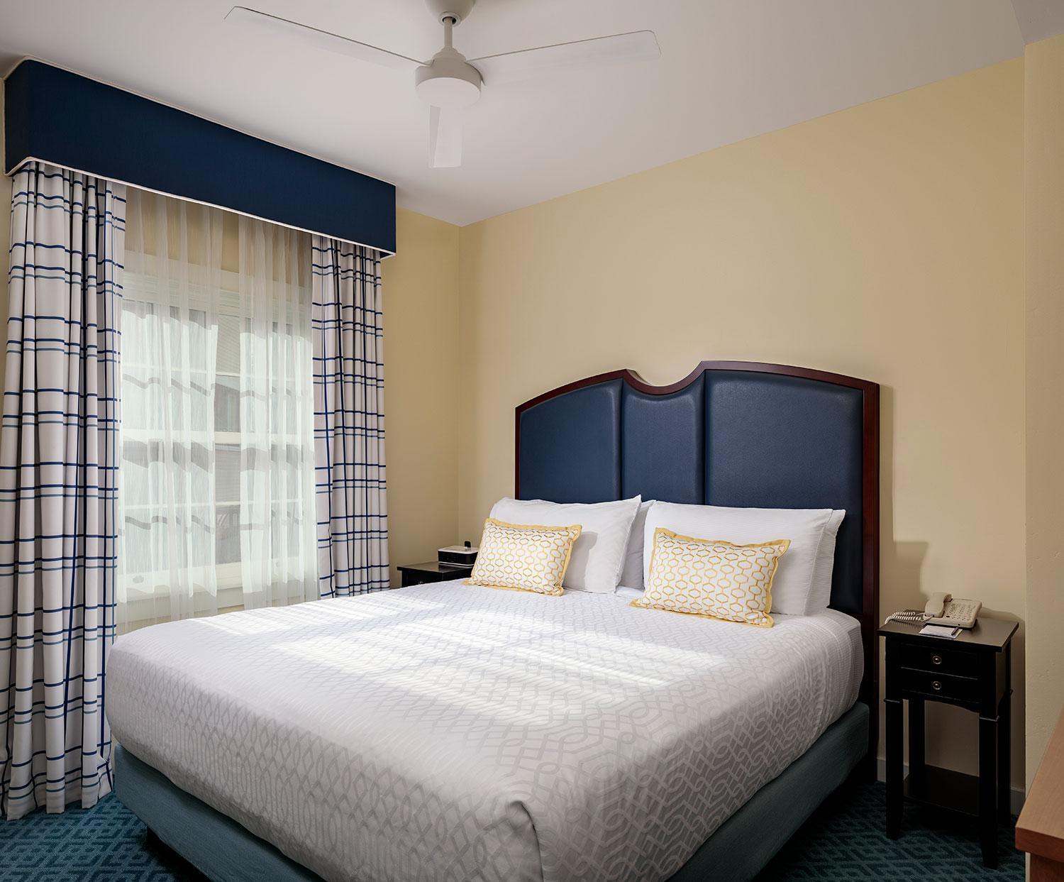 Tudor 1 Bedroom King Suite