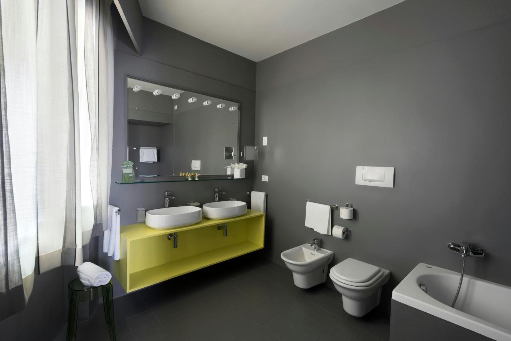 Classic Double Room,1746882458:JPEG