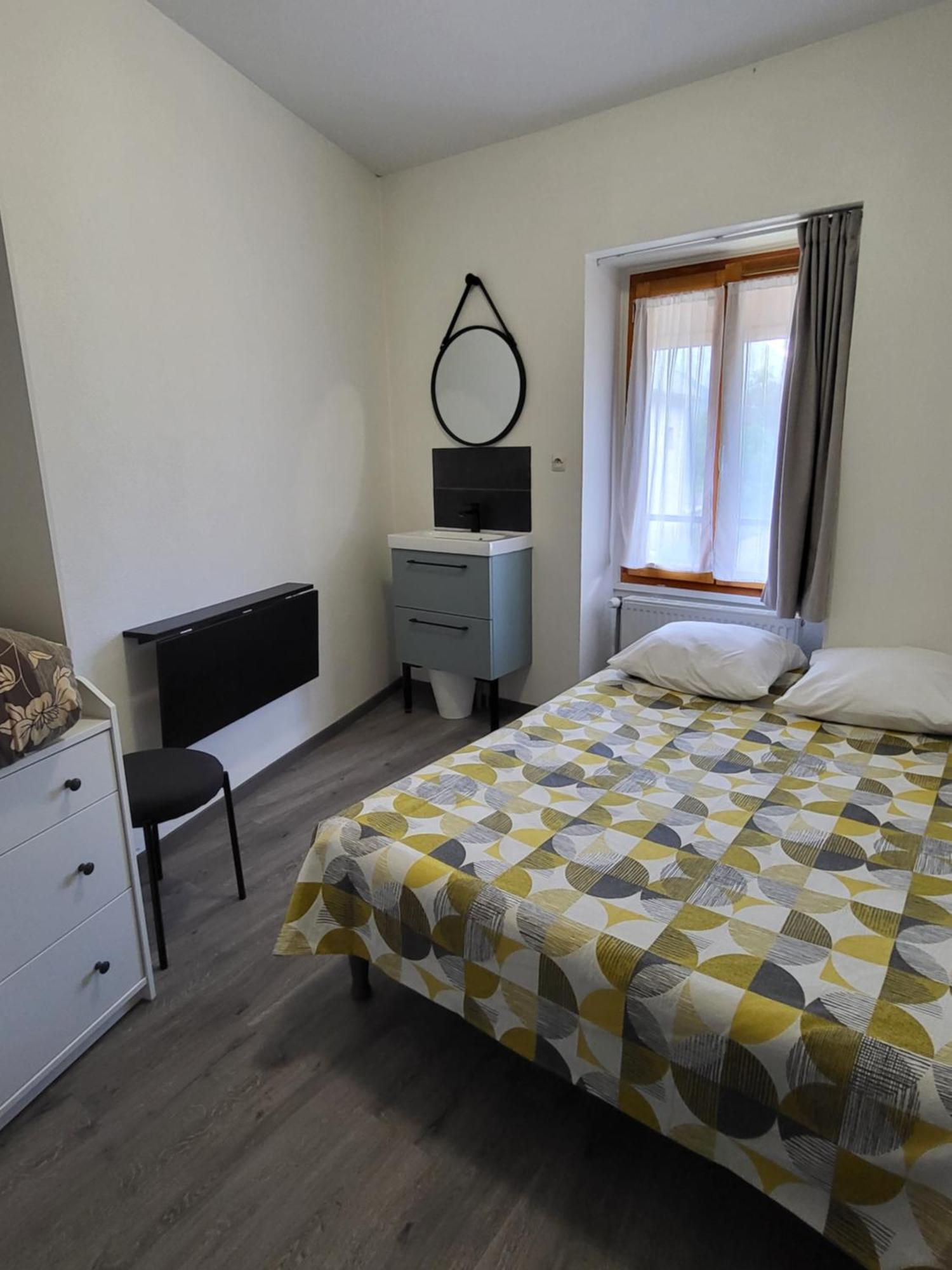 Chambre Double Standard avec Salle de Bains Commune
