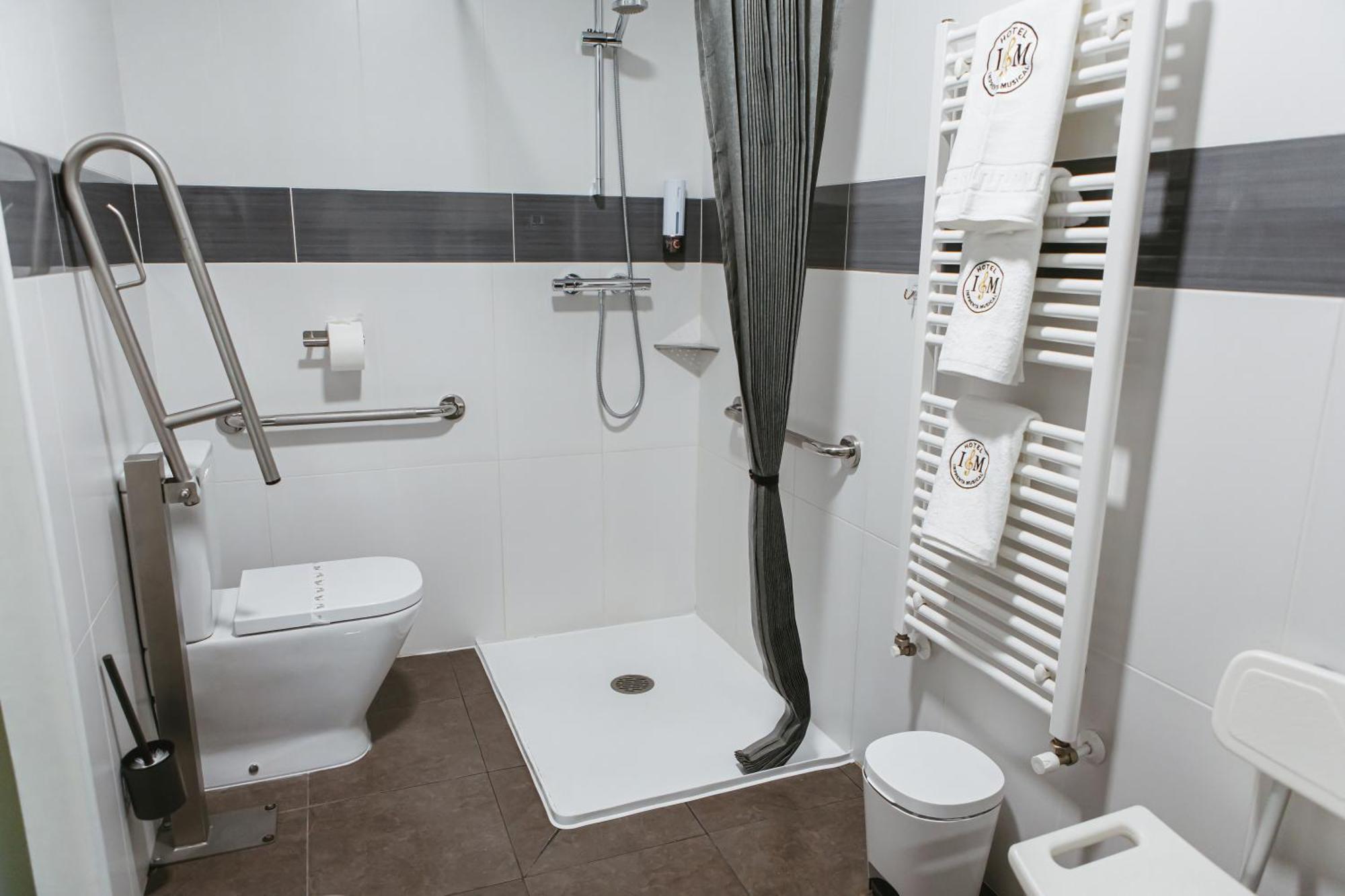 Habitación Doble adaptada para personas con discapacidad - 2 camas