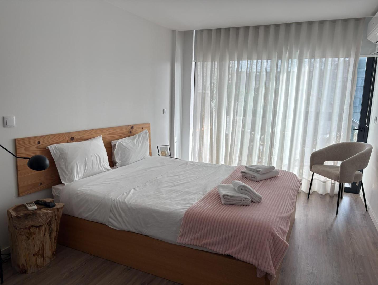 Suite with Balcony,1747015139:JPEG