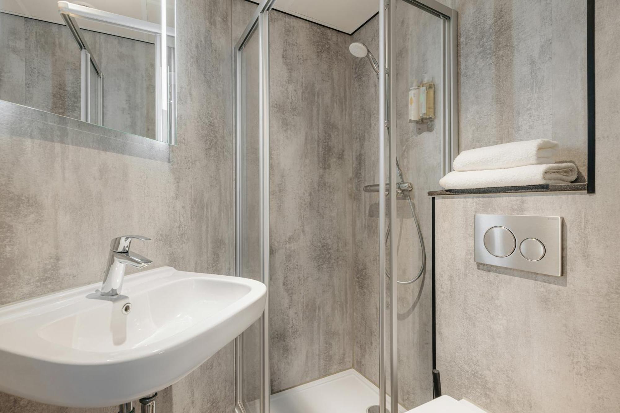 Kleine kamer met 1 eenpersoonsbed