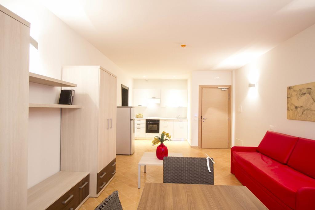 Deluxe Suite,175386327:JPEG
