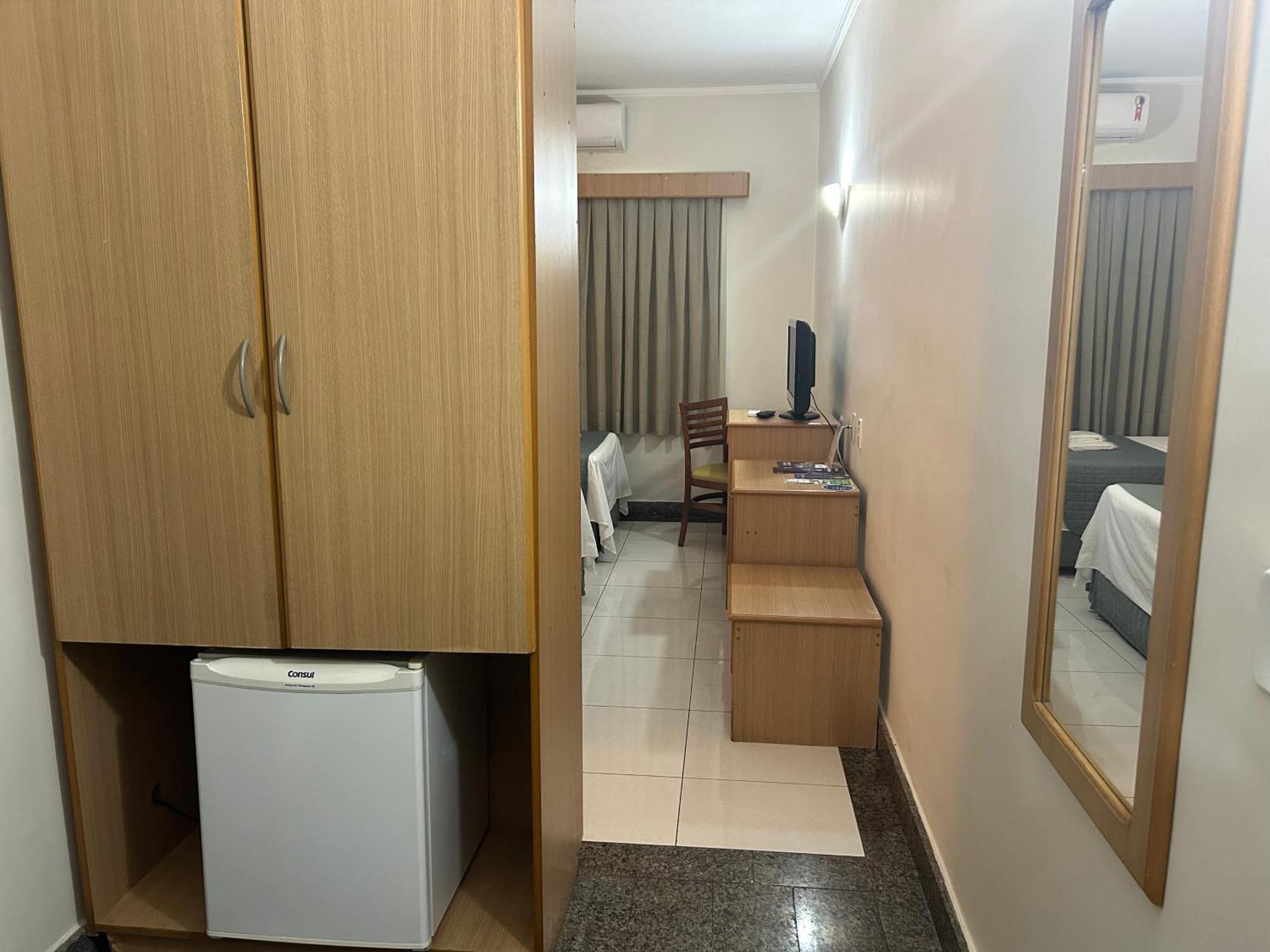 Quarto Duplo