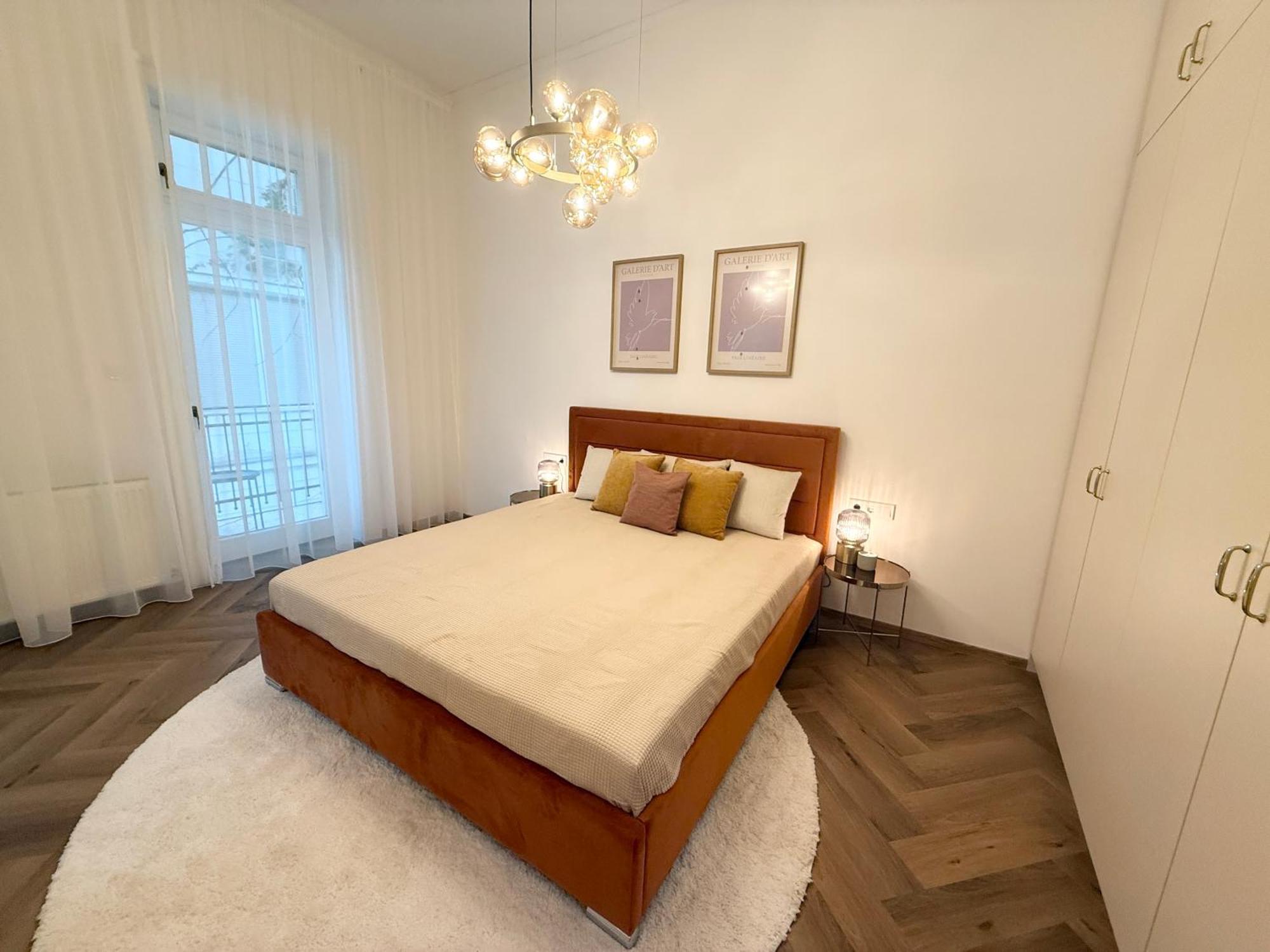 Superior Apartment