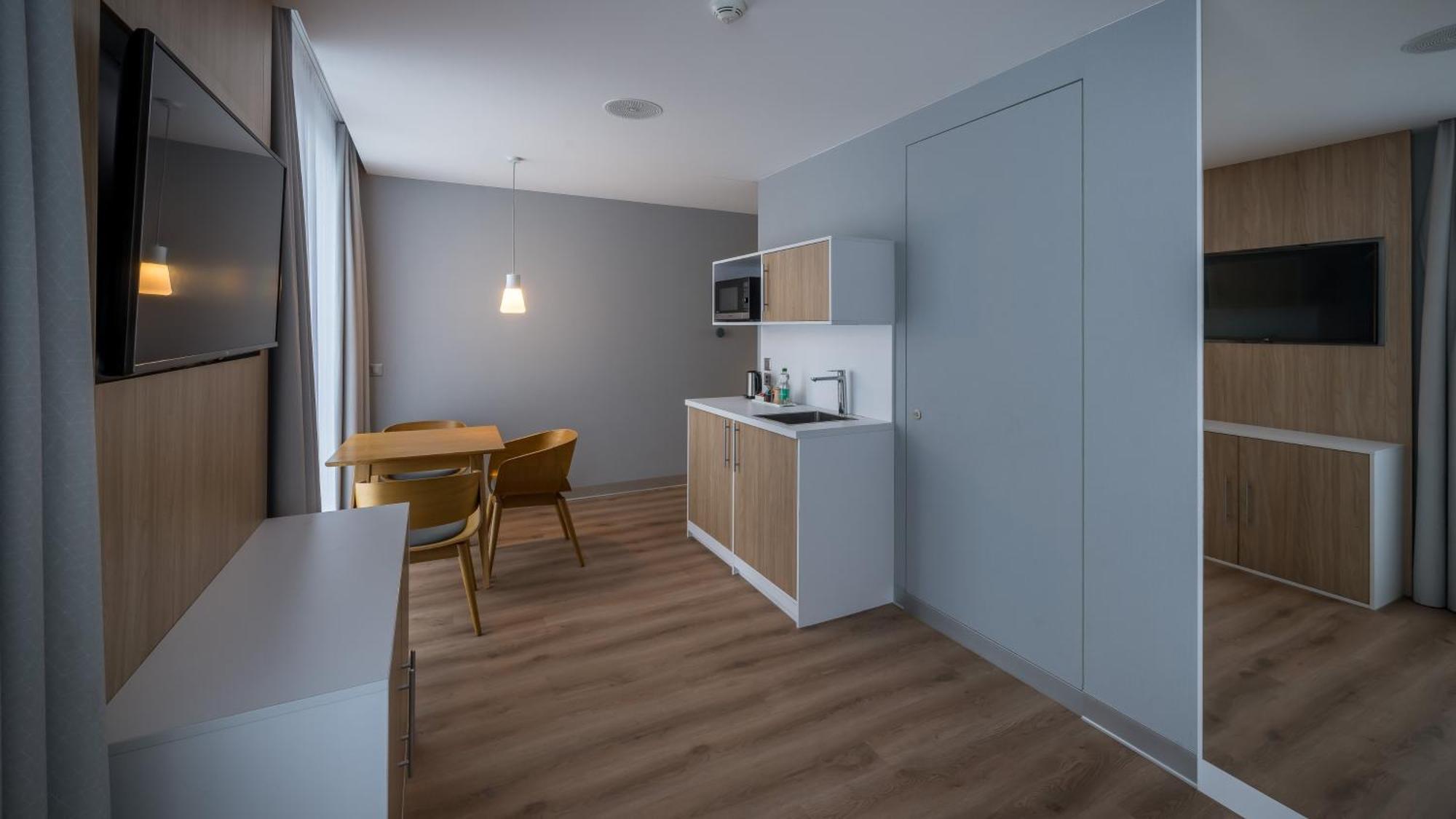 Standaard Kamer met Queensize Bed - Gratis Ontbijt