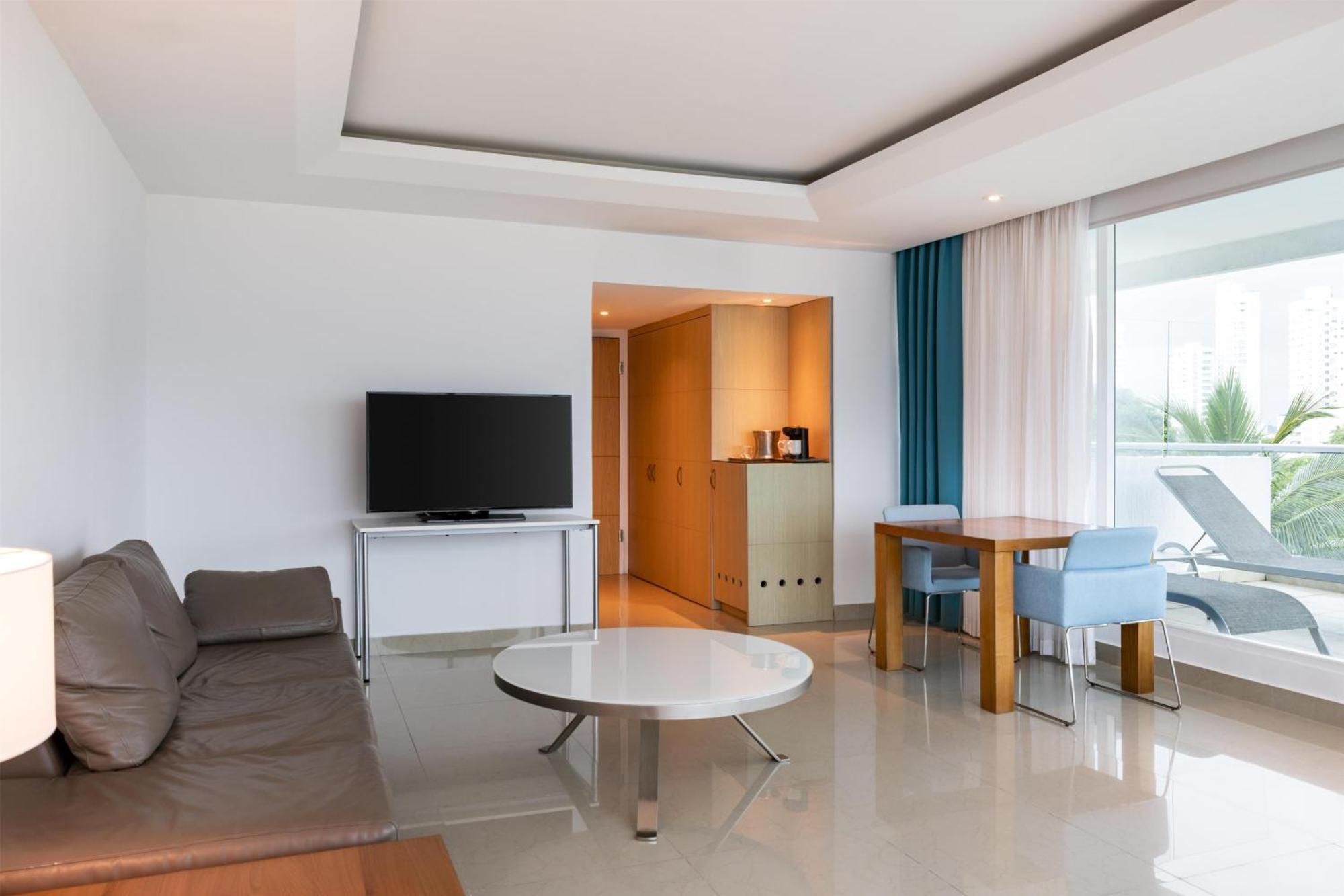 Suite Lit King-Size avec Salon - Vue sur Océan