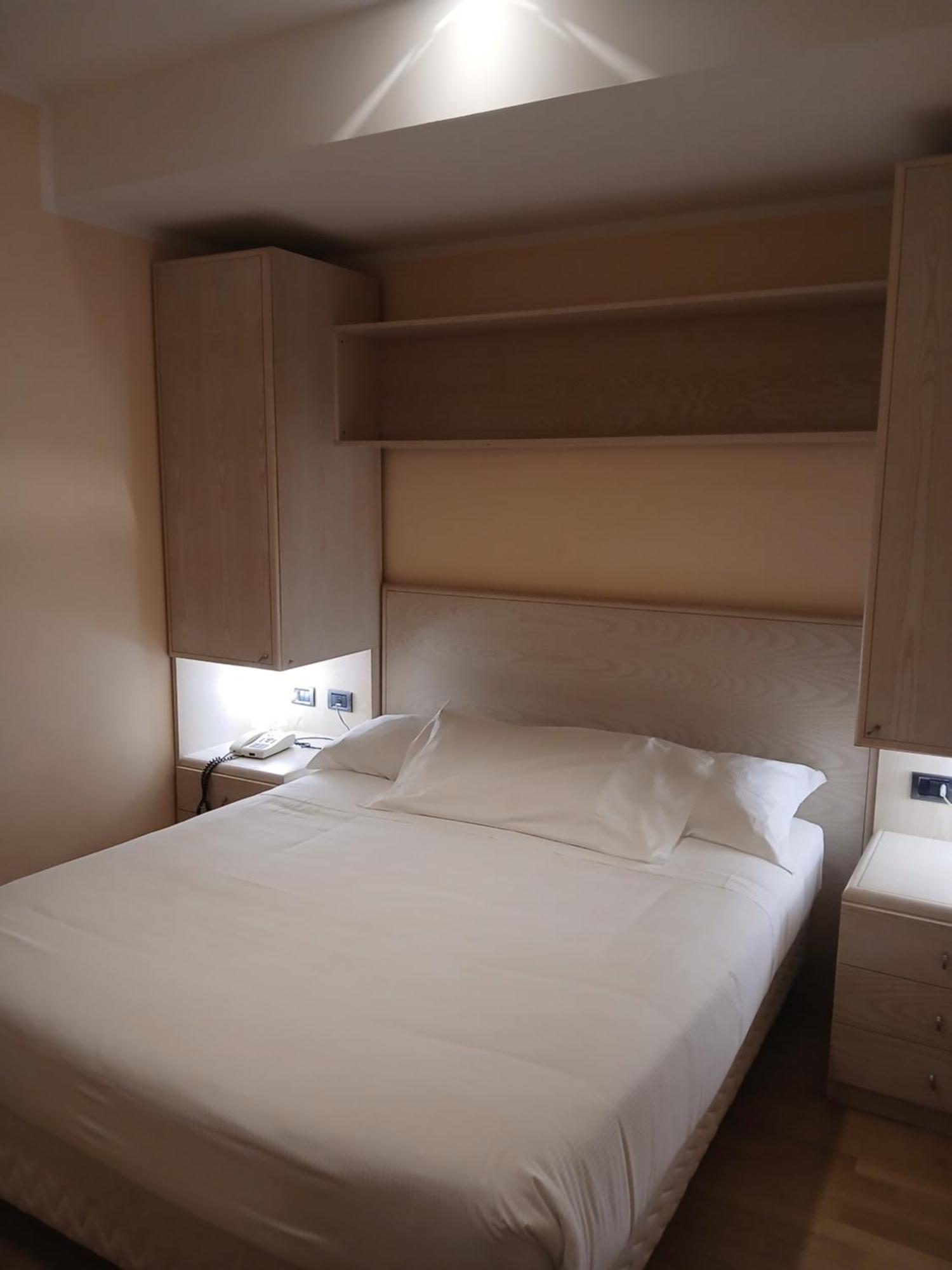 Economy Double Room,1758325527:JPEG