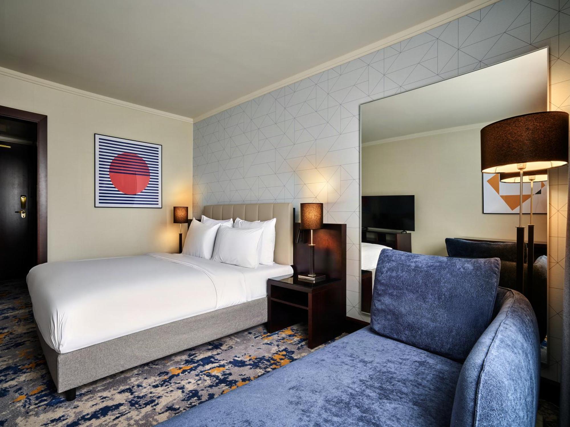 Premium Queen Room