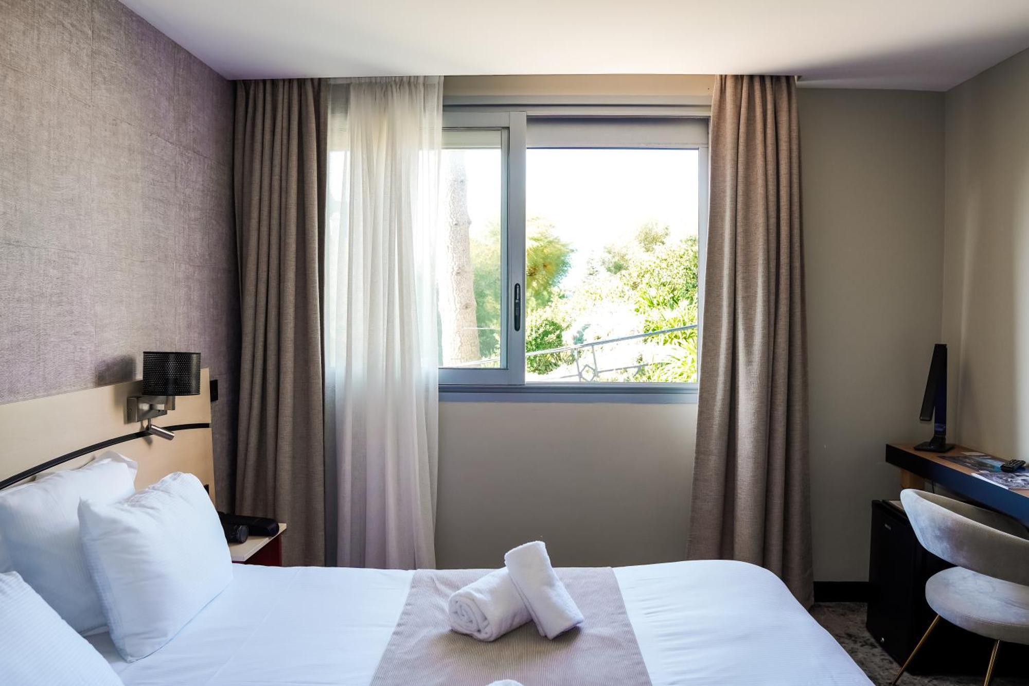 Classic Double Room with Garden View,1758544519:JPEG