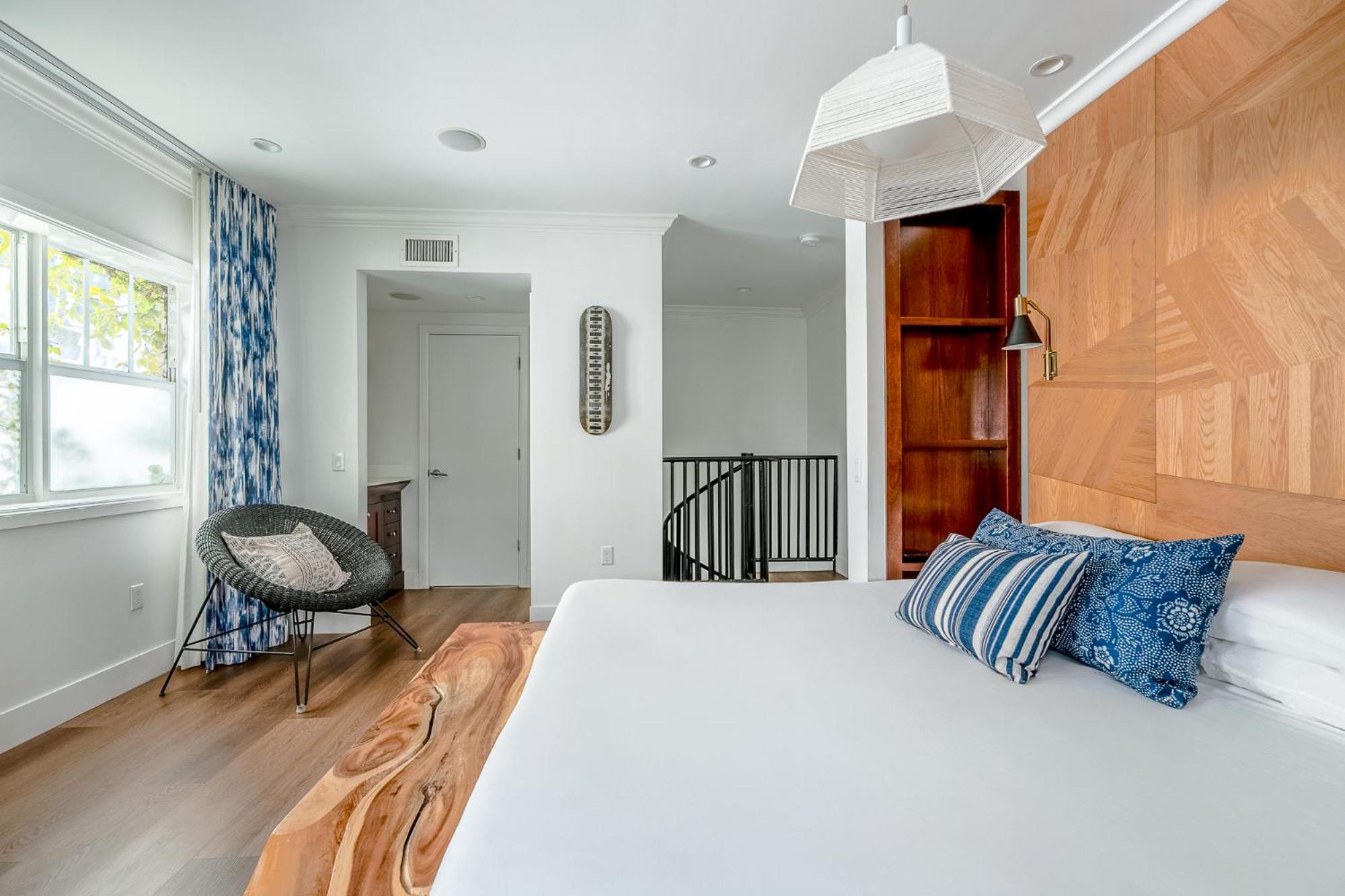 Villa Private Jacuzzi & Terrace King Bed,1758553982:JPEG