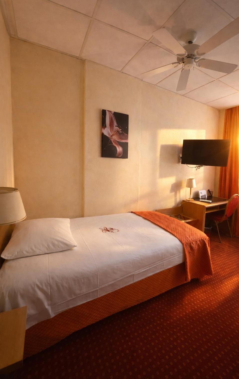 Chambre Simple - 1 Lit Simple