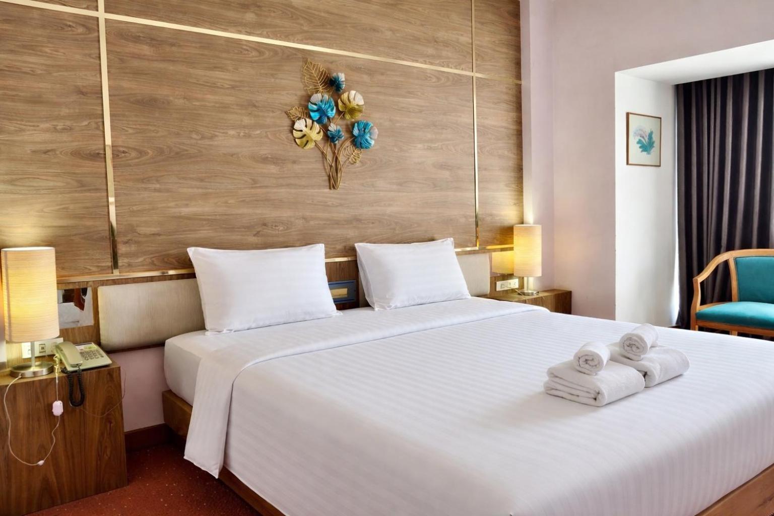 Deluxe Double or Twin Room