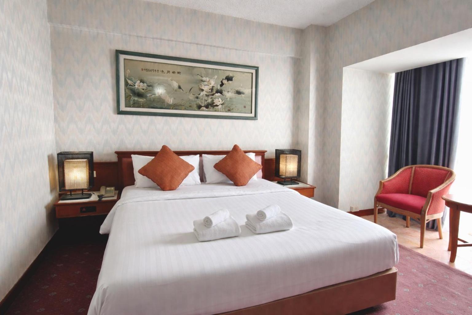 Deluxe Double or Twin Room