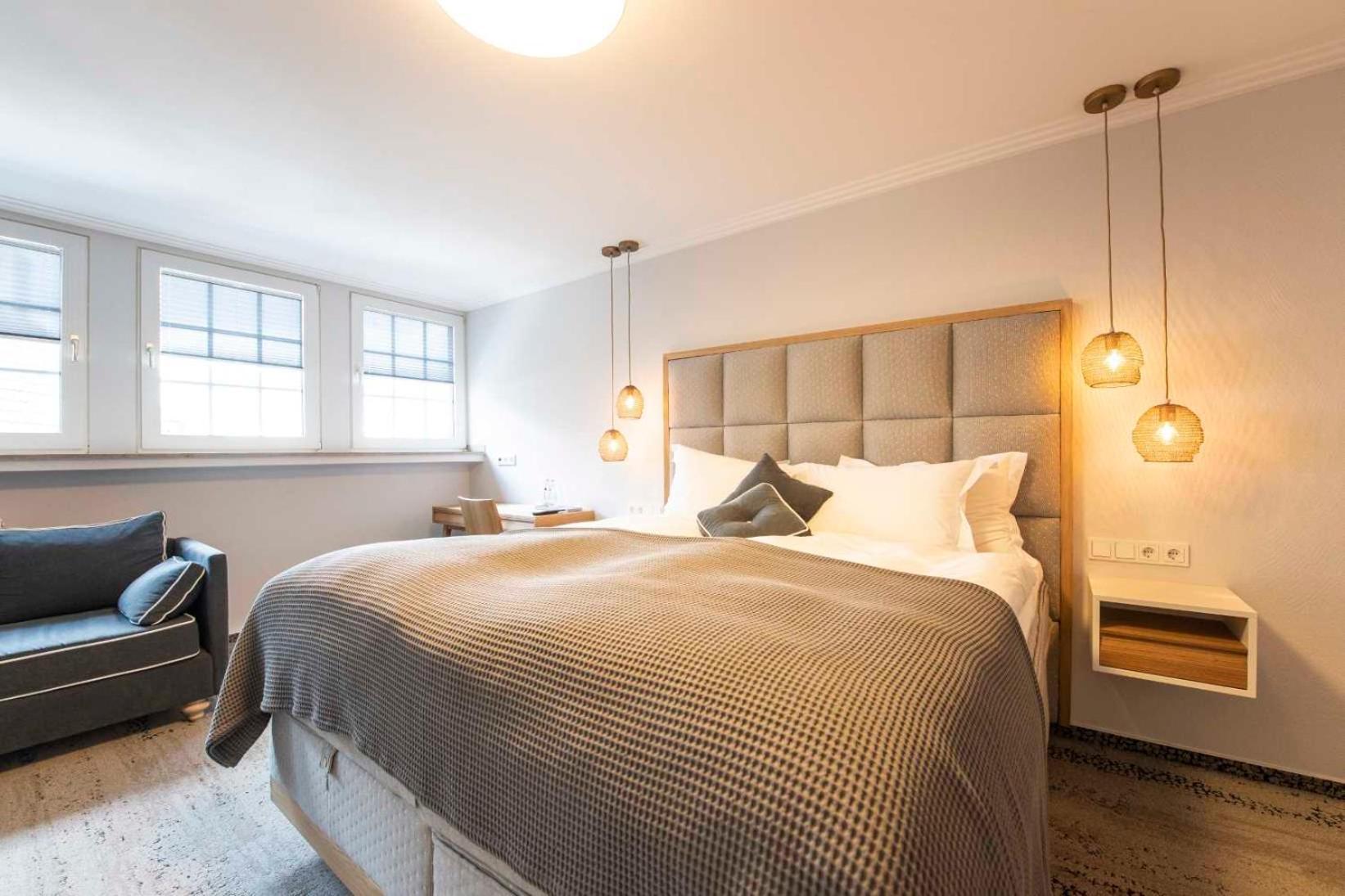 Deluxe Double Room,1765320199:JPEG