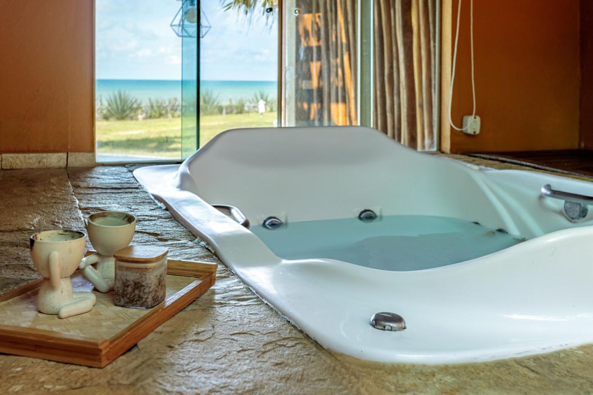 Suíte com Cama Queen-size e Vista do Mar