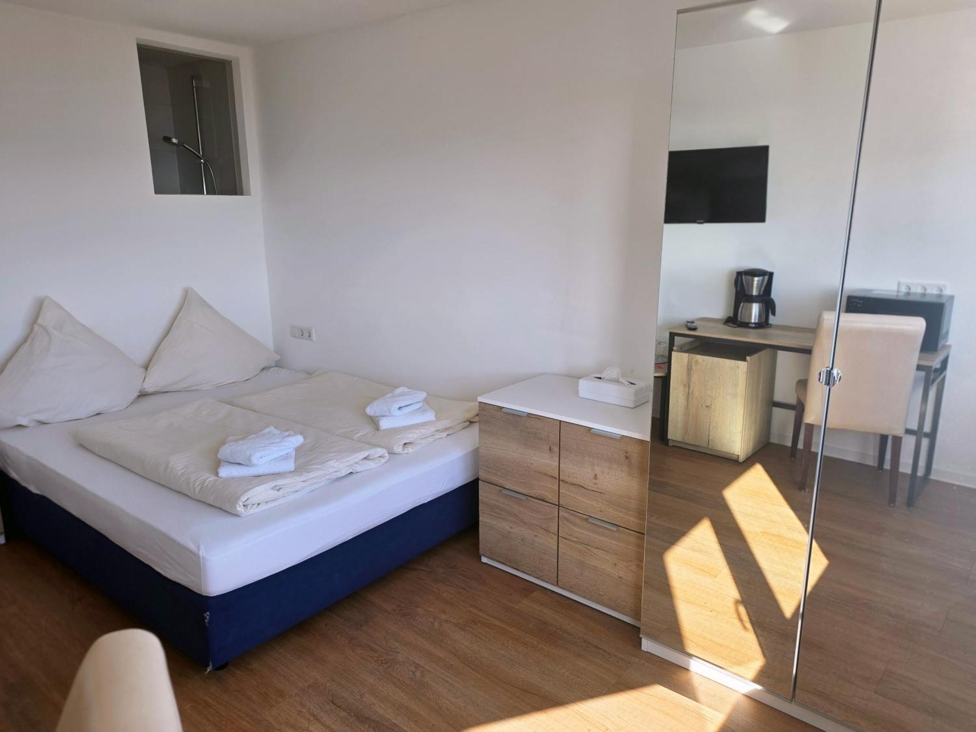 Doppelzimmer mit Seeblick