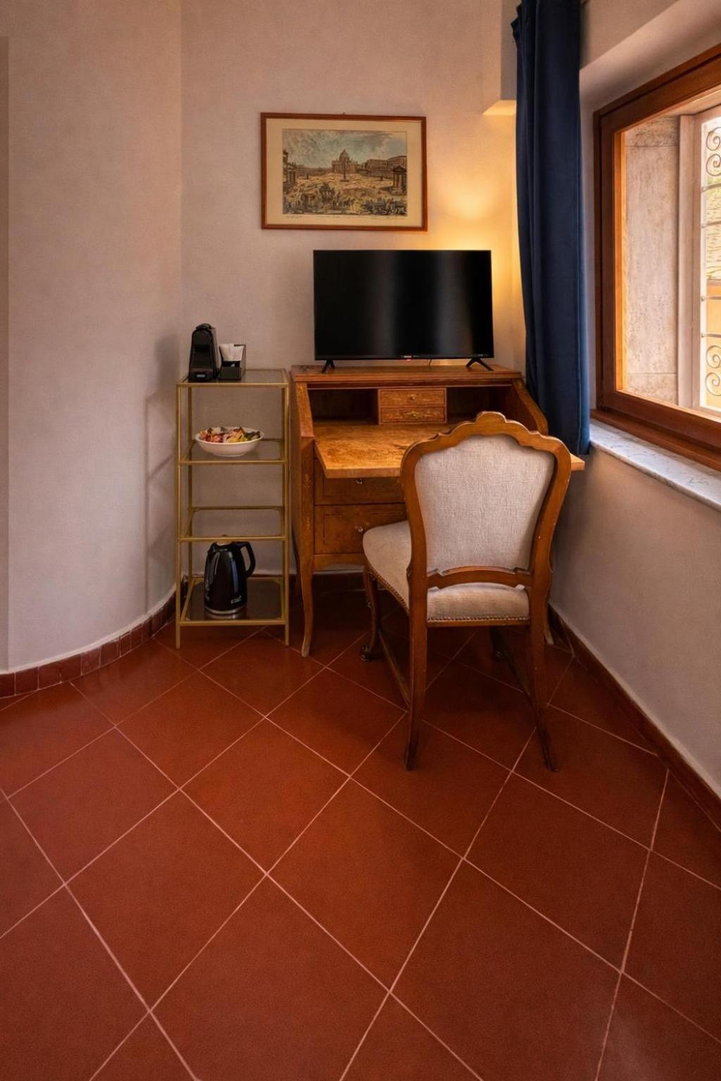 Single Room Bathroom