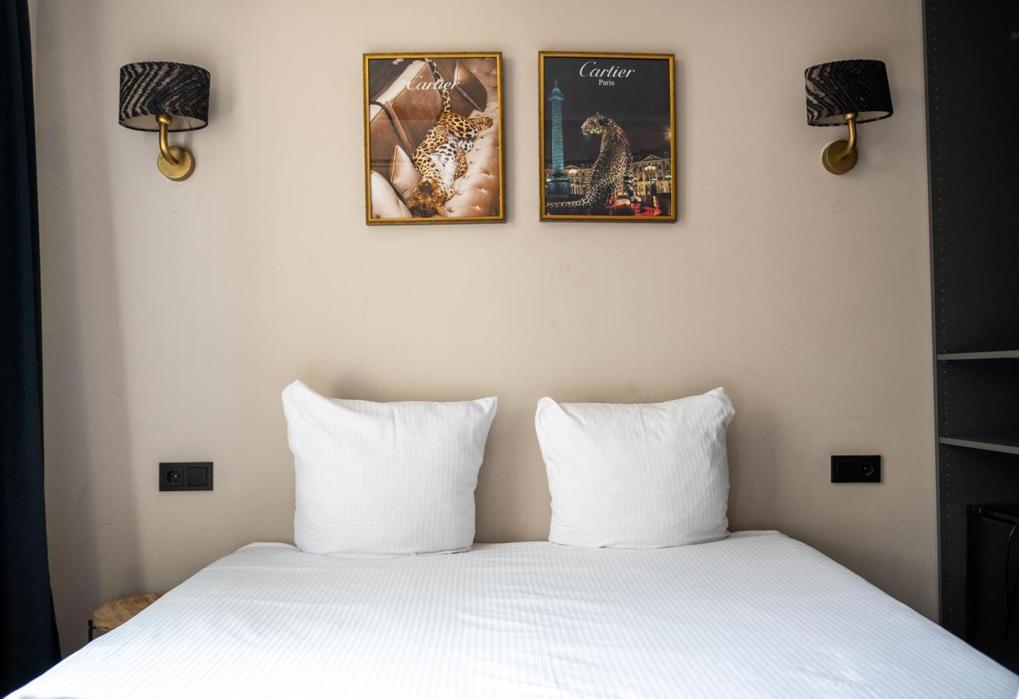 Chambre Double avec Salle de Bains Commune