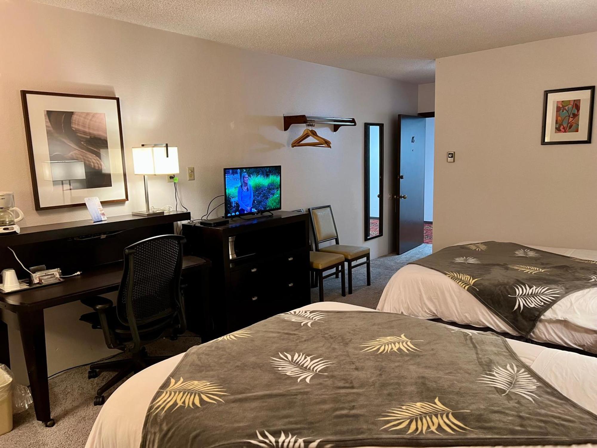 Queen Room