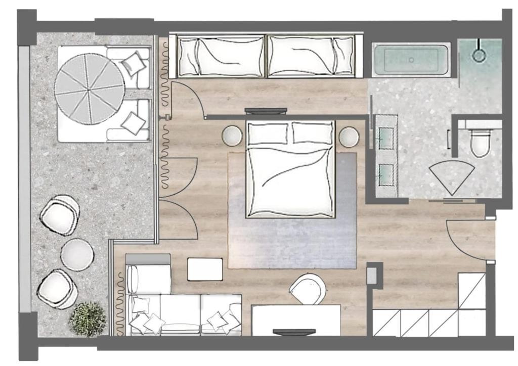 Family Suite with Balcony