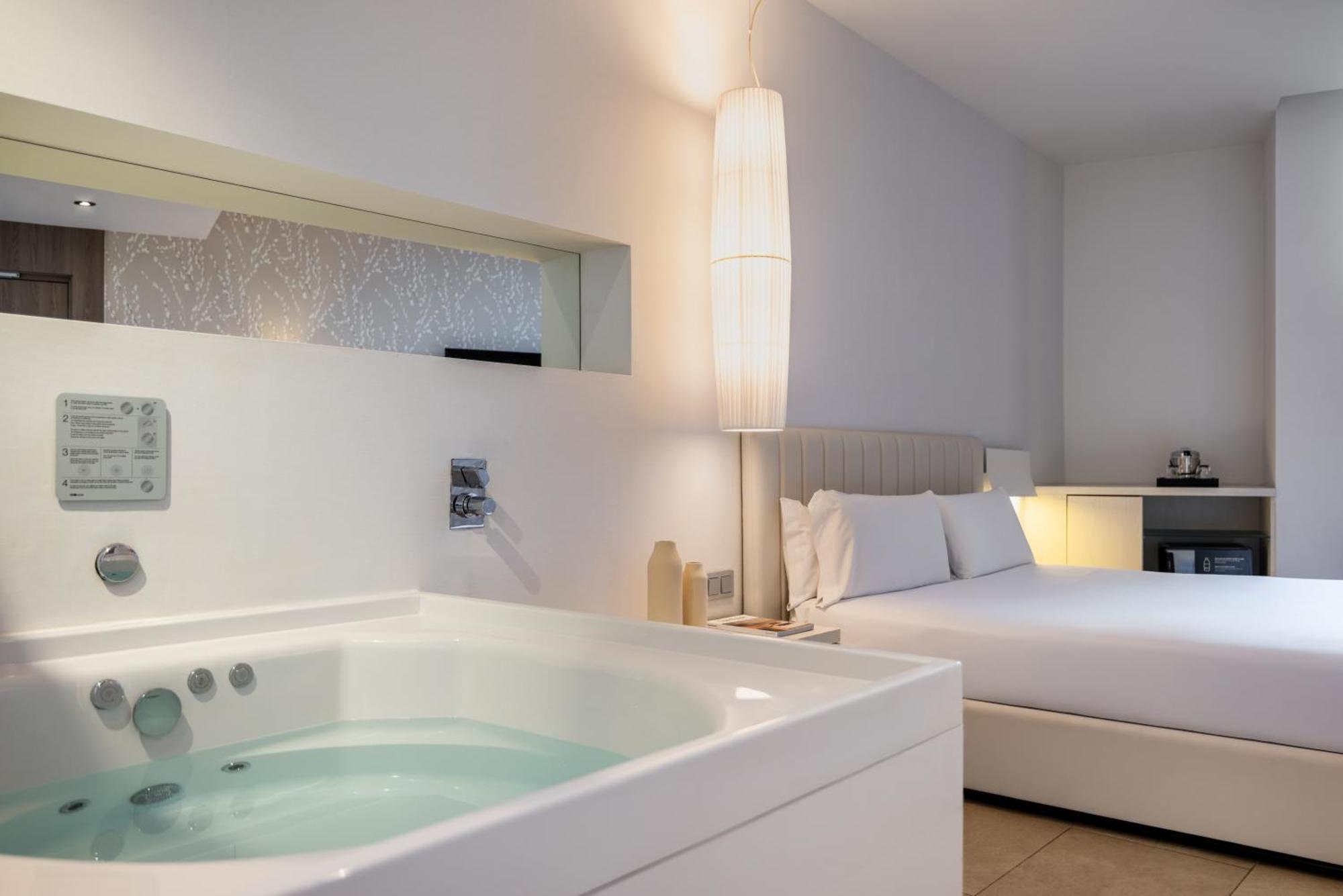 Suite con bañera de hidromasaje