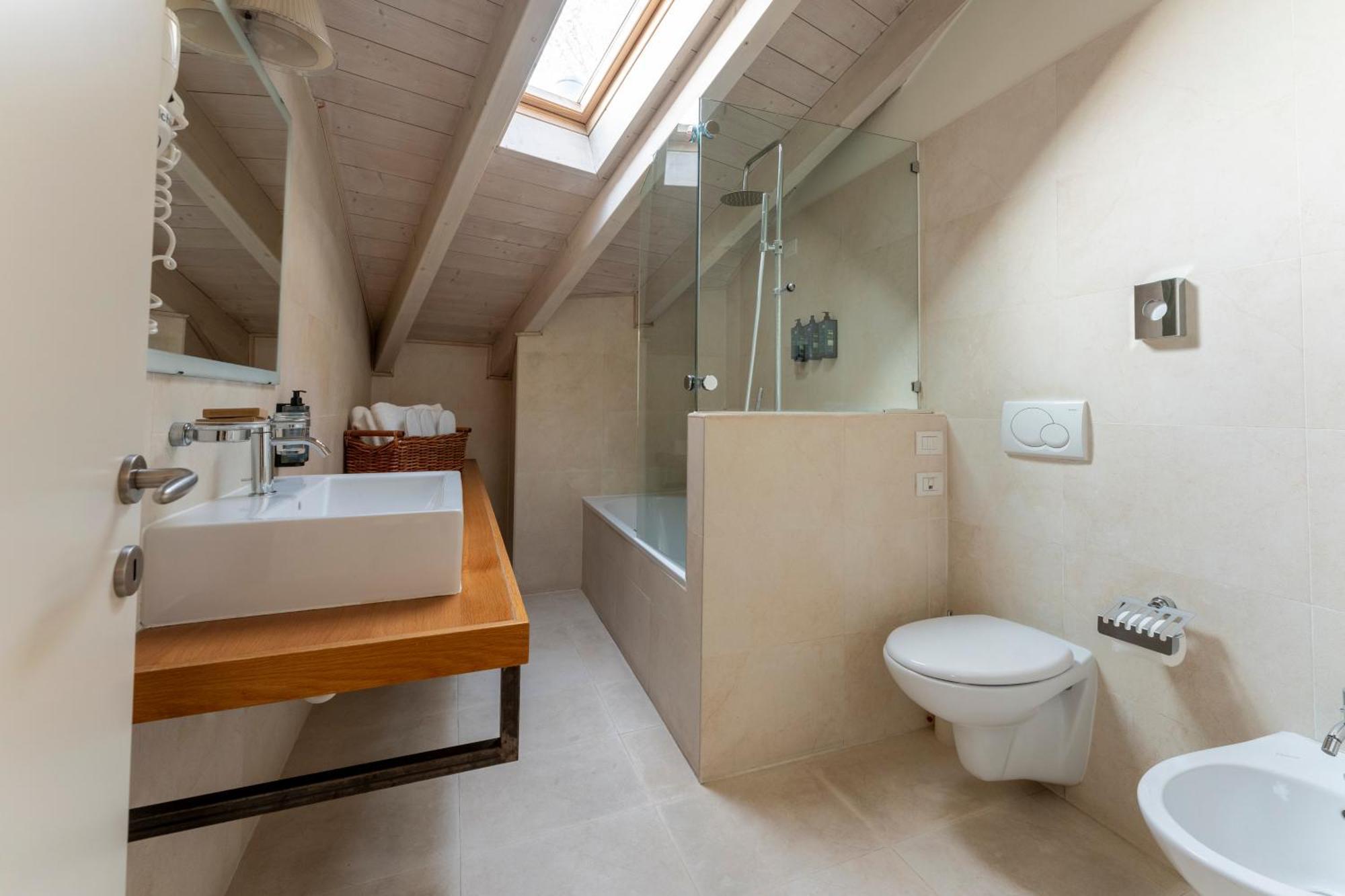 Camera Tripla - Mansarda