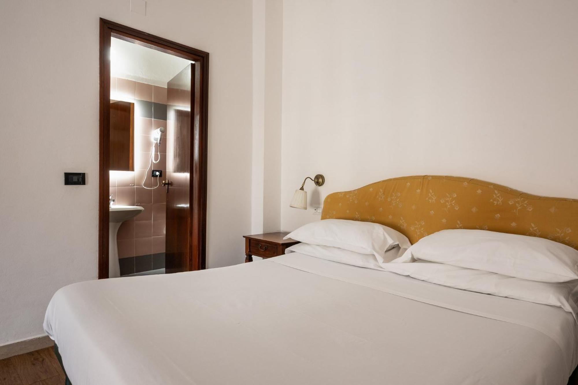 Double Room,1765802516:JPEG
