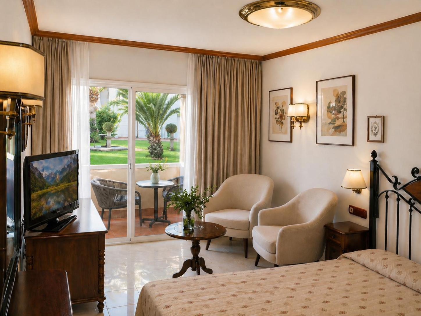 Habitación Doble con vistas al jardín