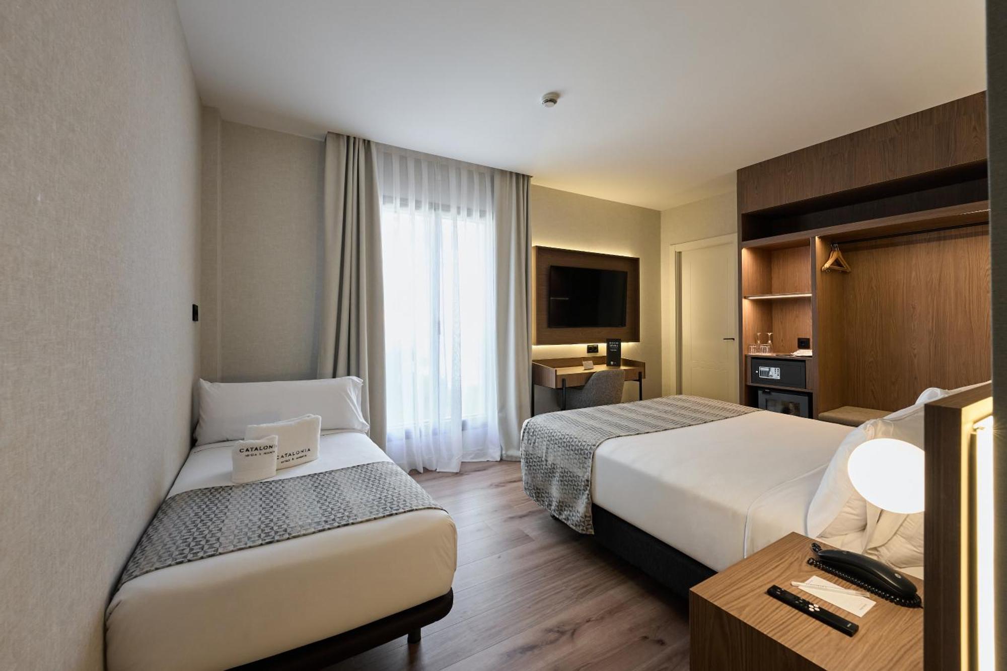 Premium Triple Room,1765816121:JPEG