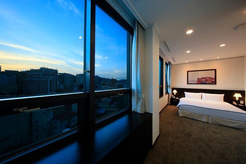 [ECO-Aufenthalt – KEINE TÄGLICHE REINIGUNG] Vier-Zimmer-Apartment (6 Erwachsene)