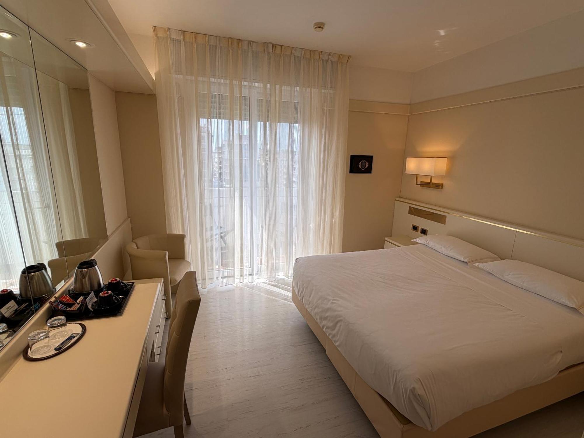 Comfort Double or Twin Room with Sea View