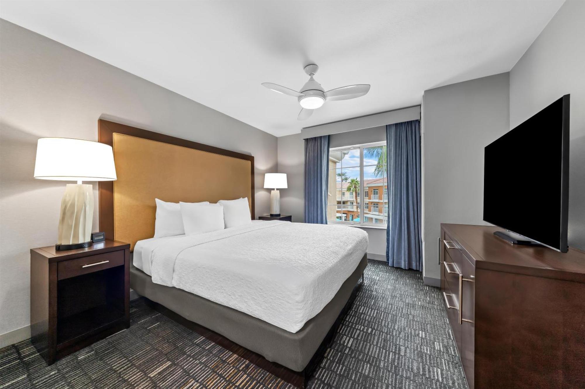 Two-Bedroom Suite Two King Beds,1765849625:JPEG