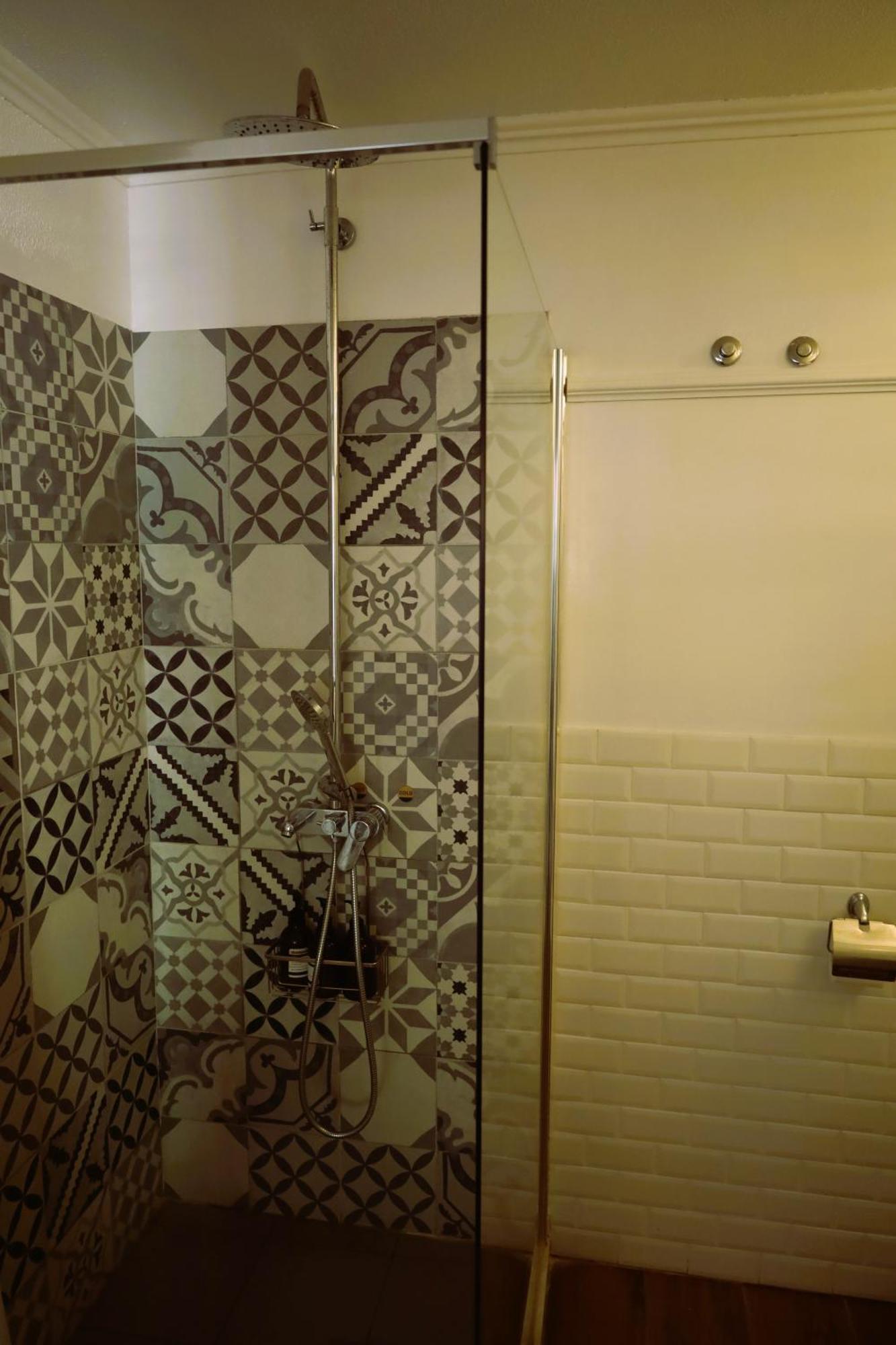 Suite com Varanda e Terraço