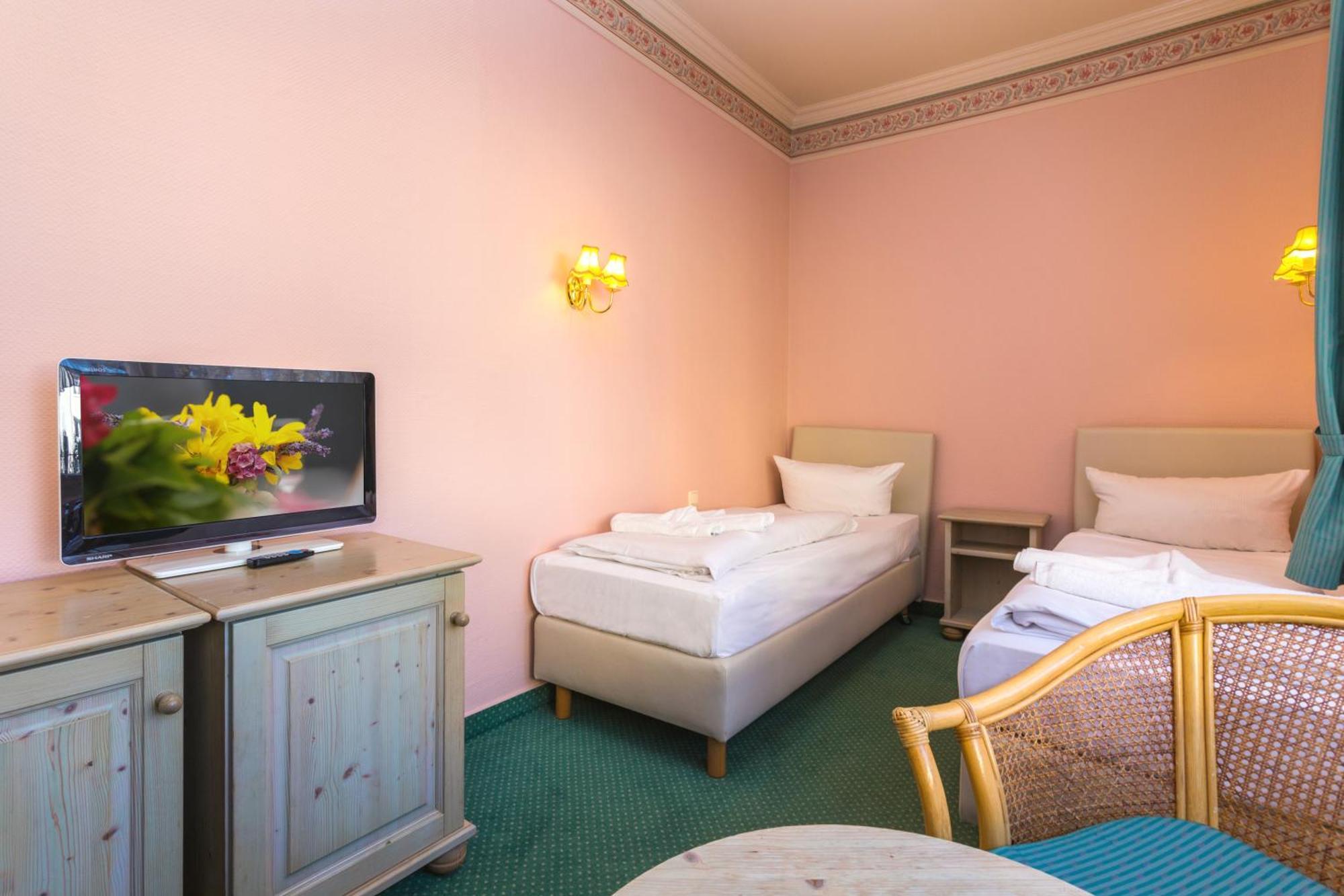 Zimmer mit 2 separaten Betten