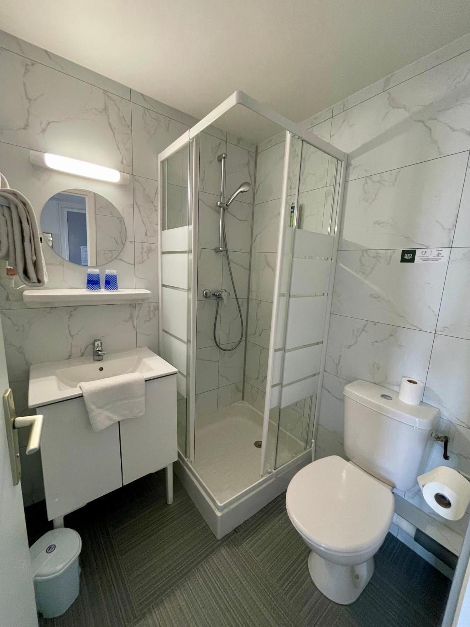 Triple Room,1766016892:JPEG