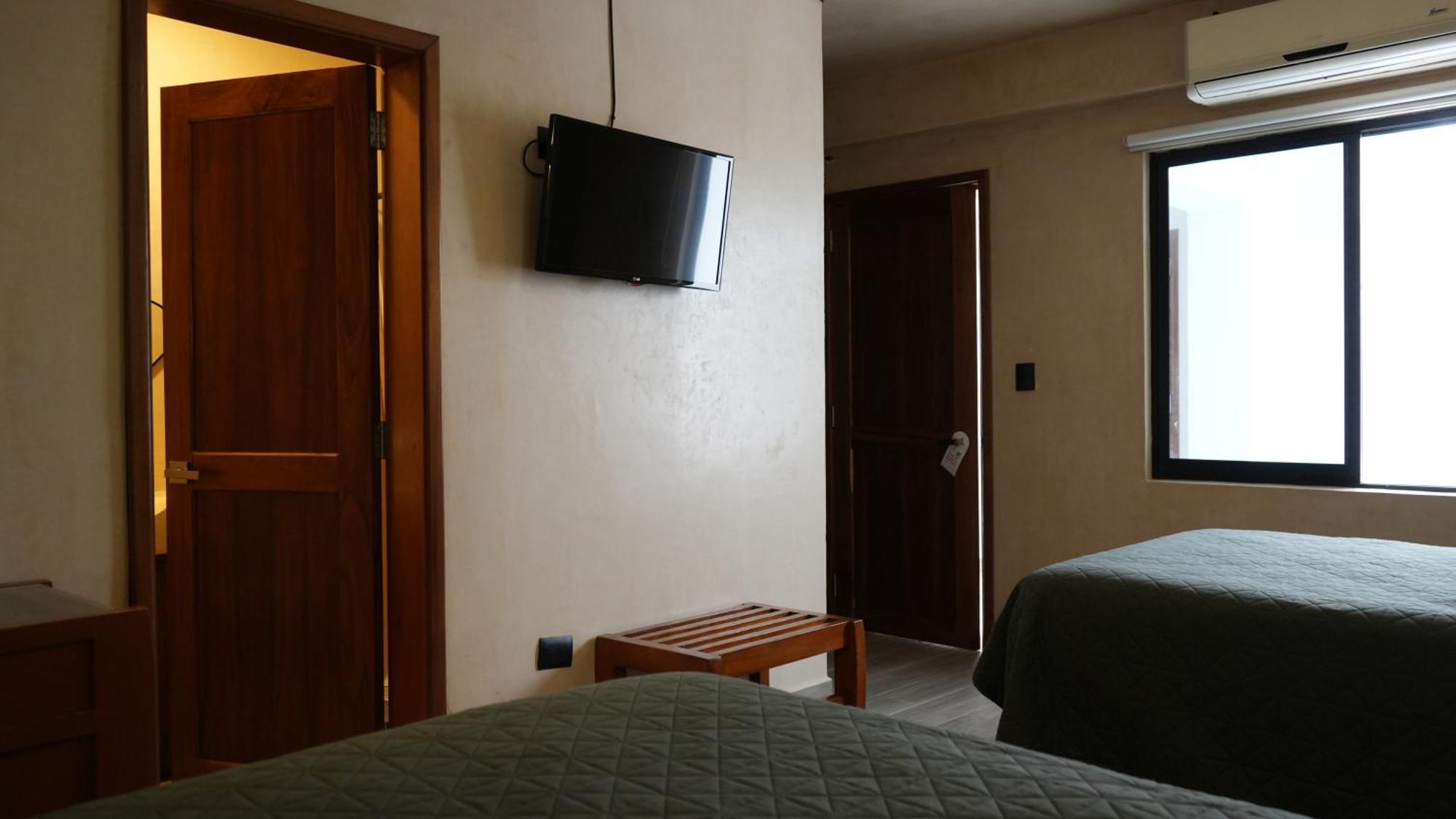 Classic Quadruple Room