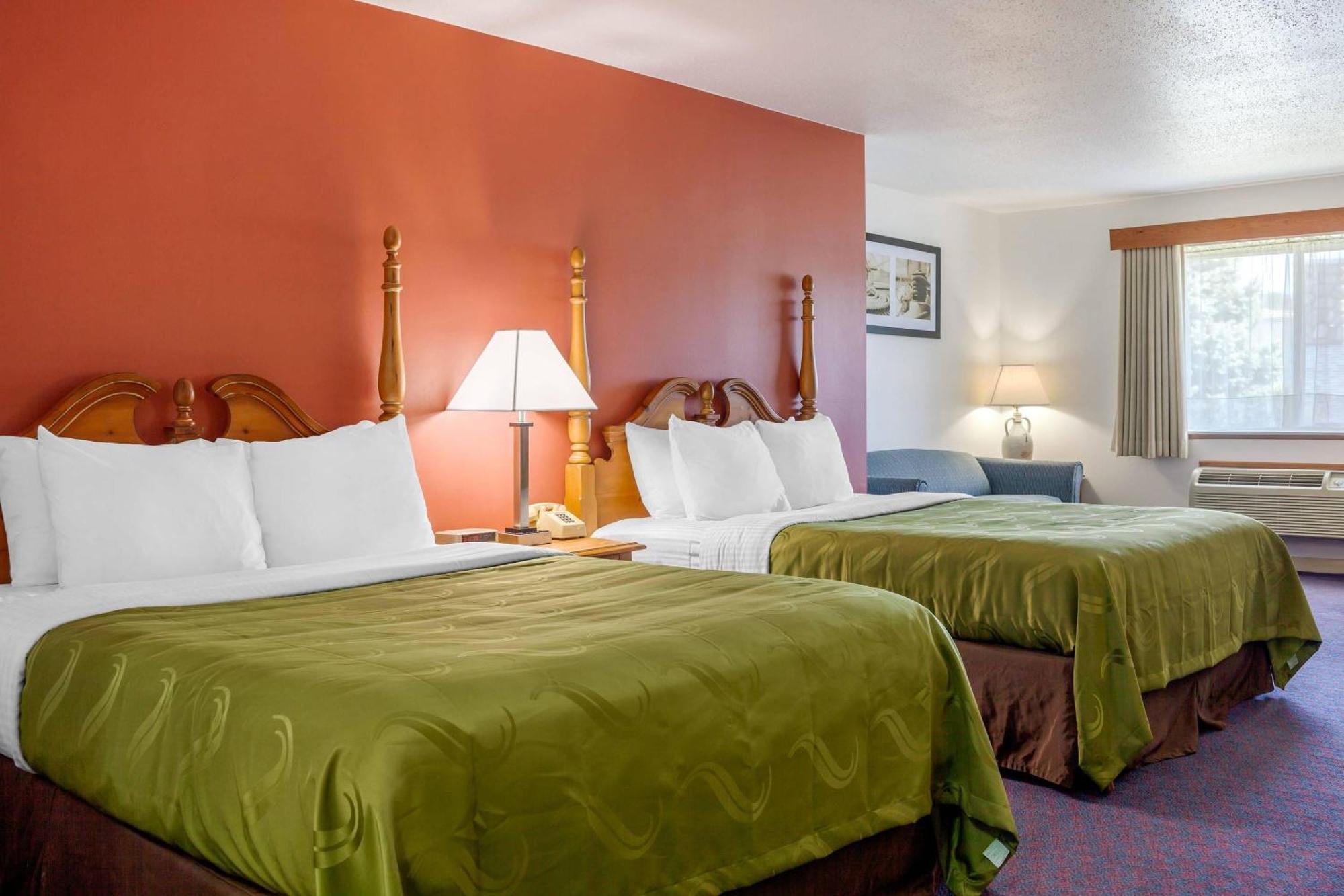 Queen Room with Two Queen Beds - Non-Smoking