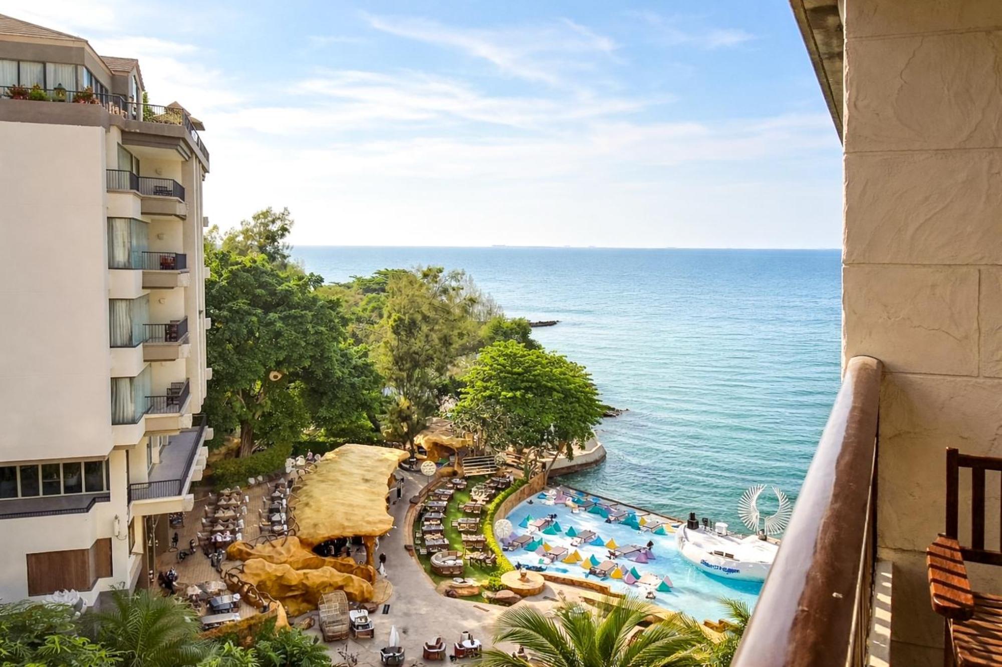 Premium Sea View Room