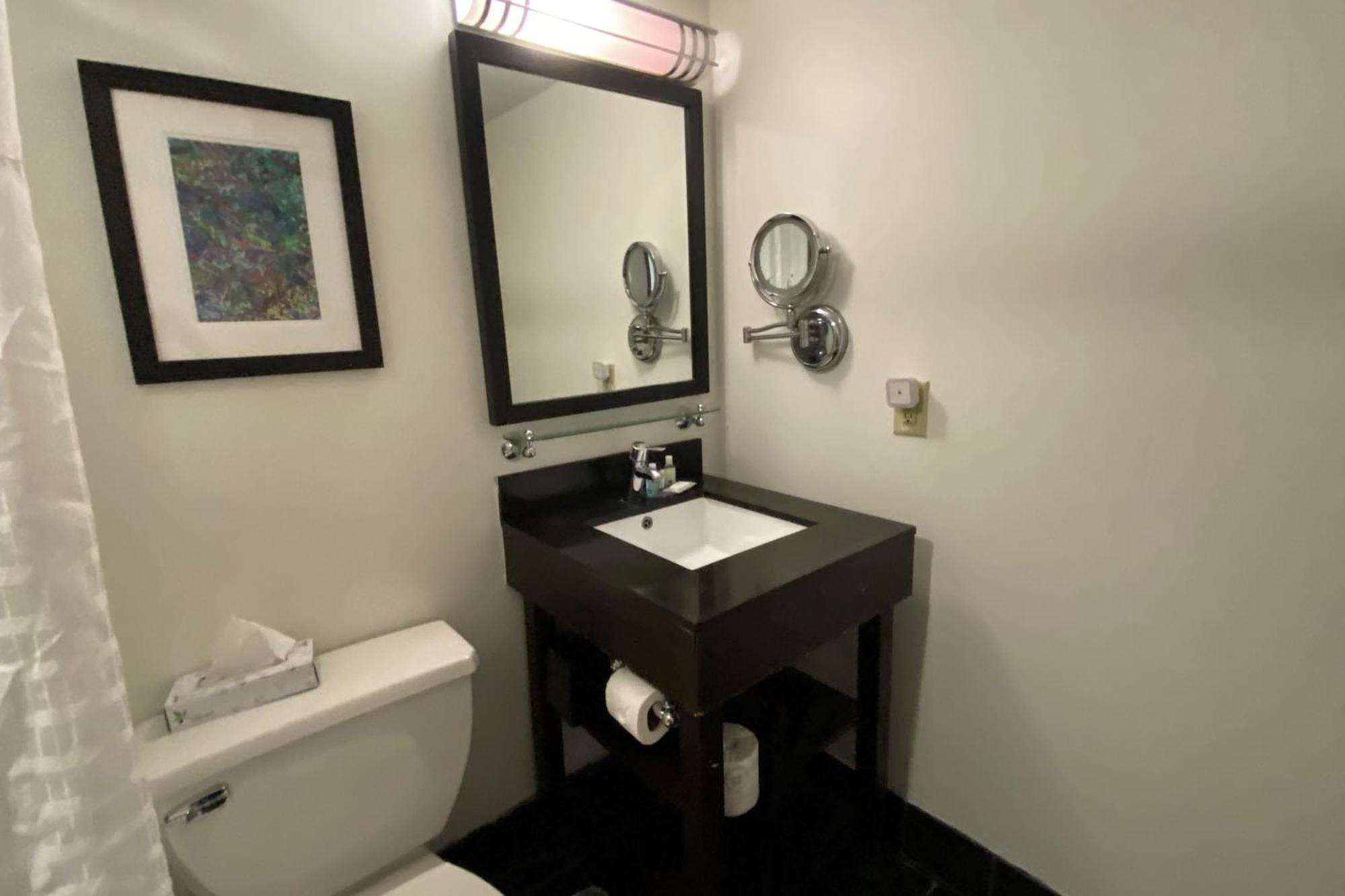 Double Room with Two Double Beds - Non-Smoking