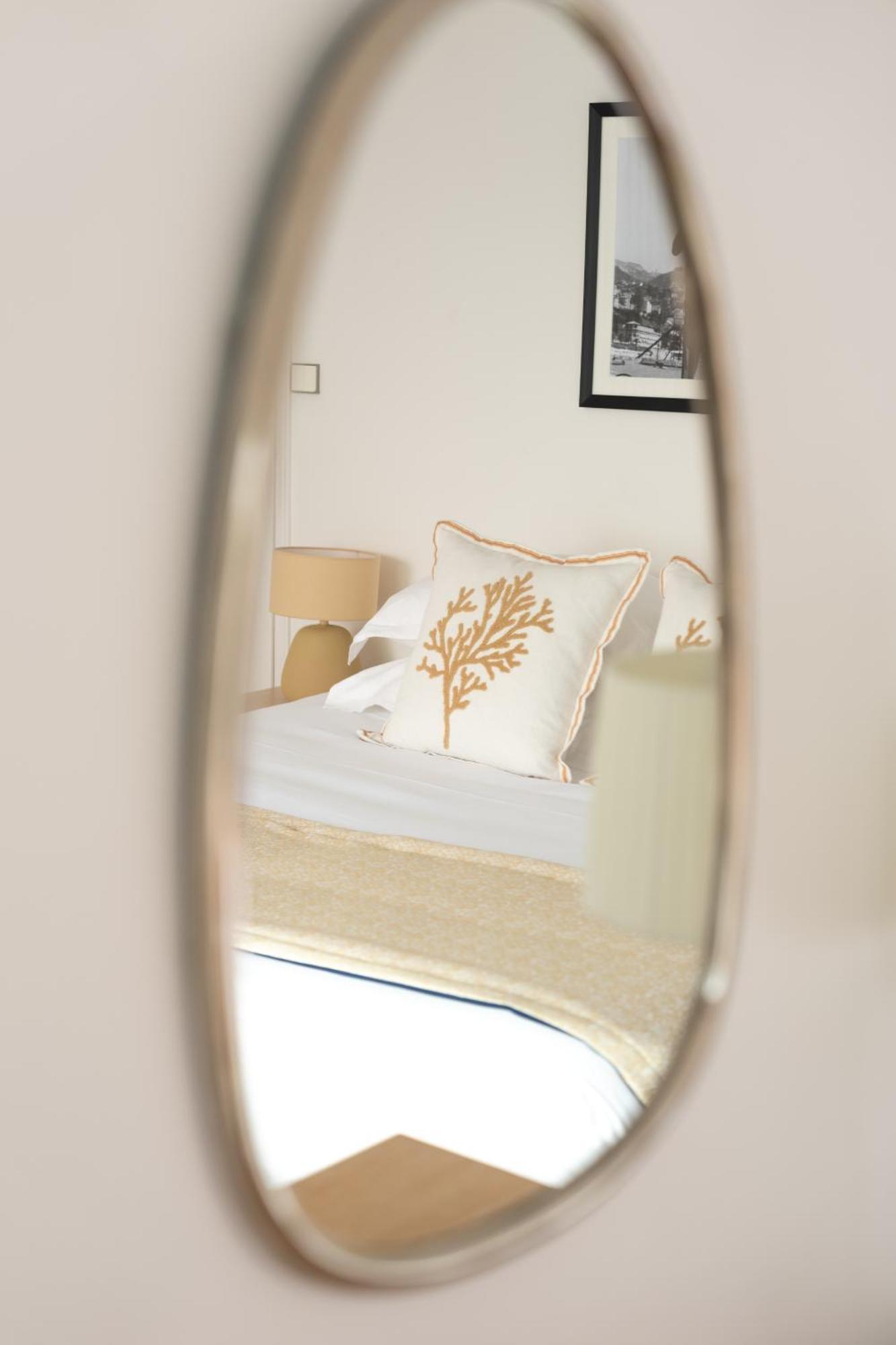 Chambre Double - Vue sur Village