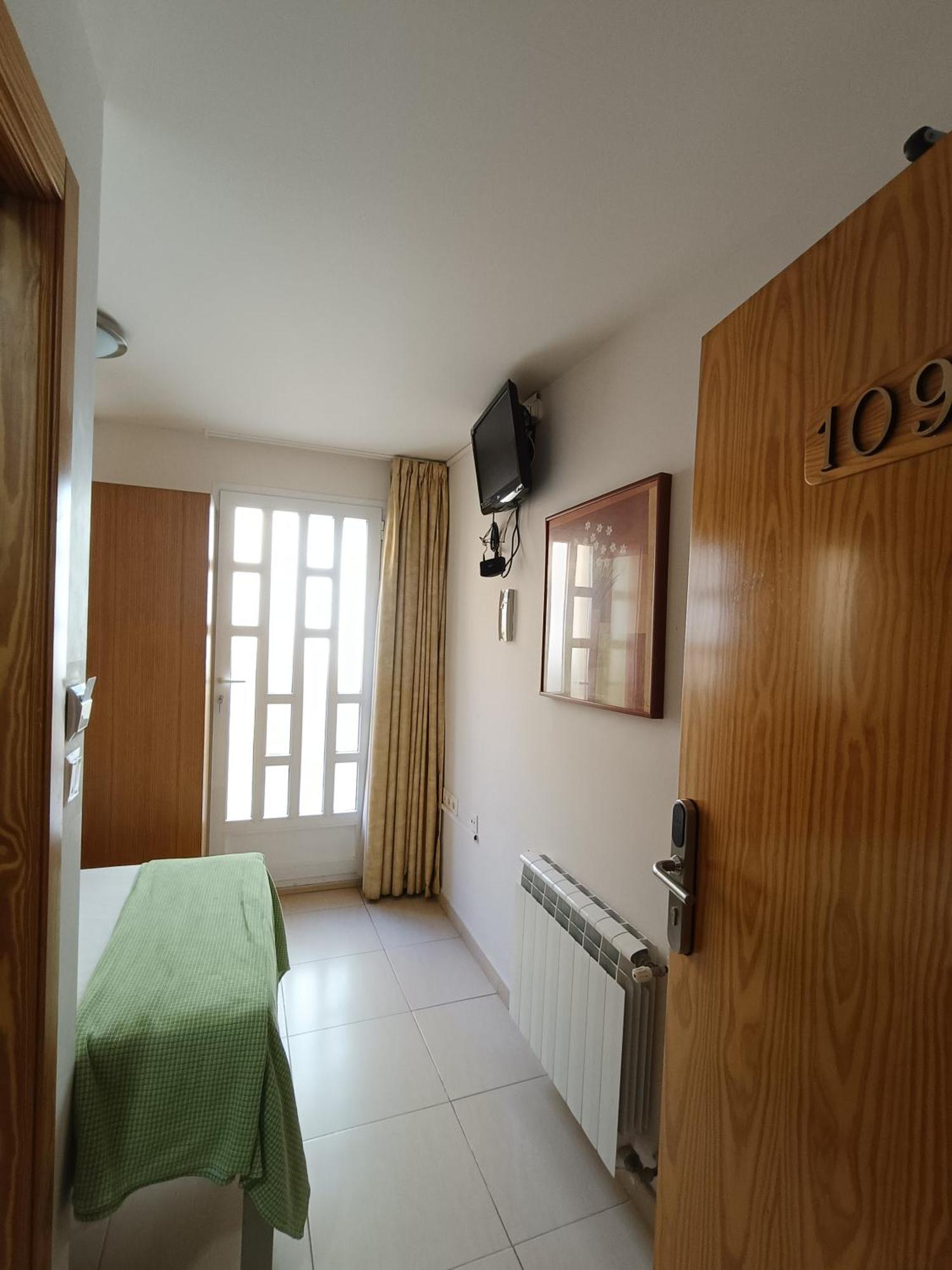Habitación Individual Económica
