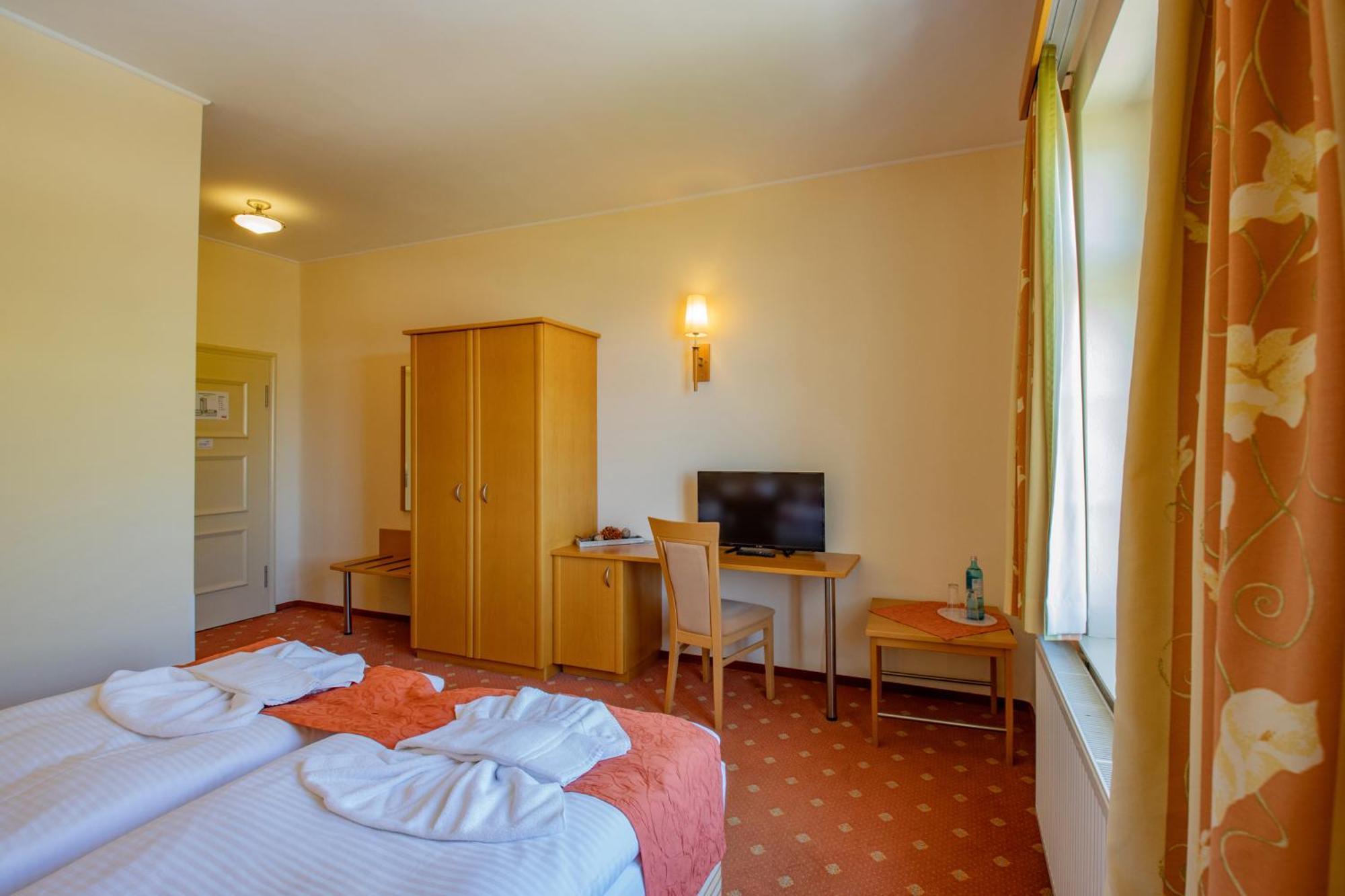 Doppelzimmer im Haupthaus