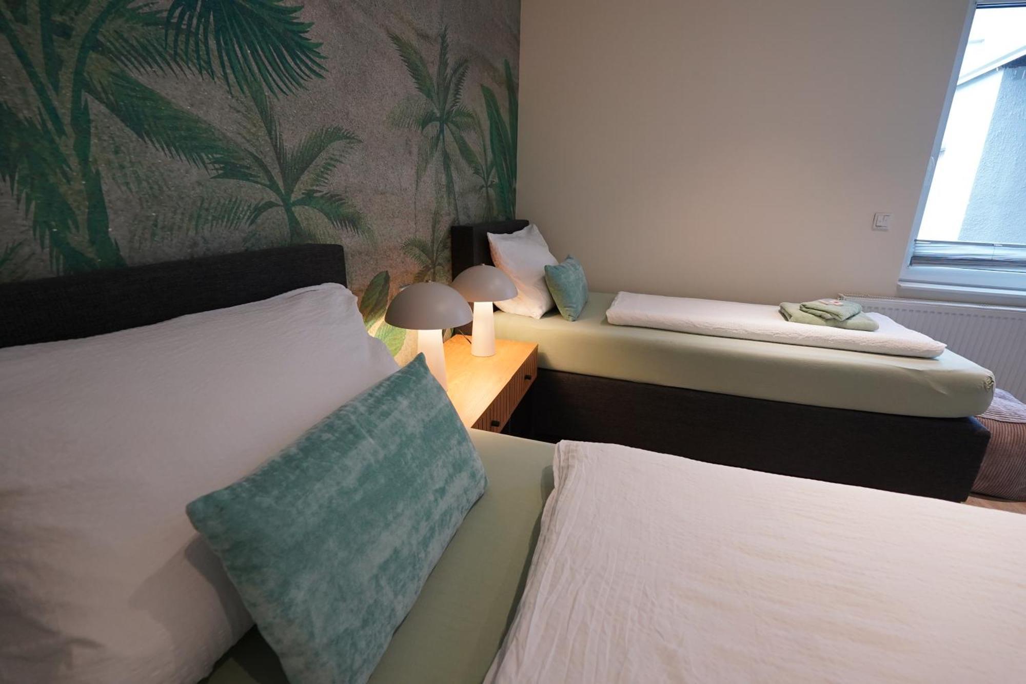 Tweepersoonskamer met Gedeelde Badkamer